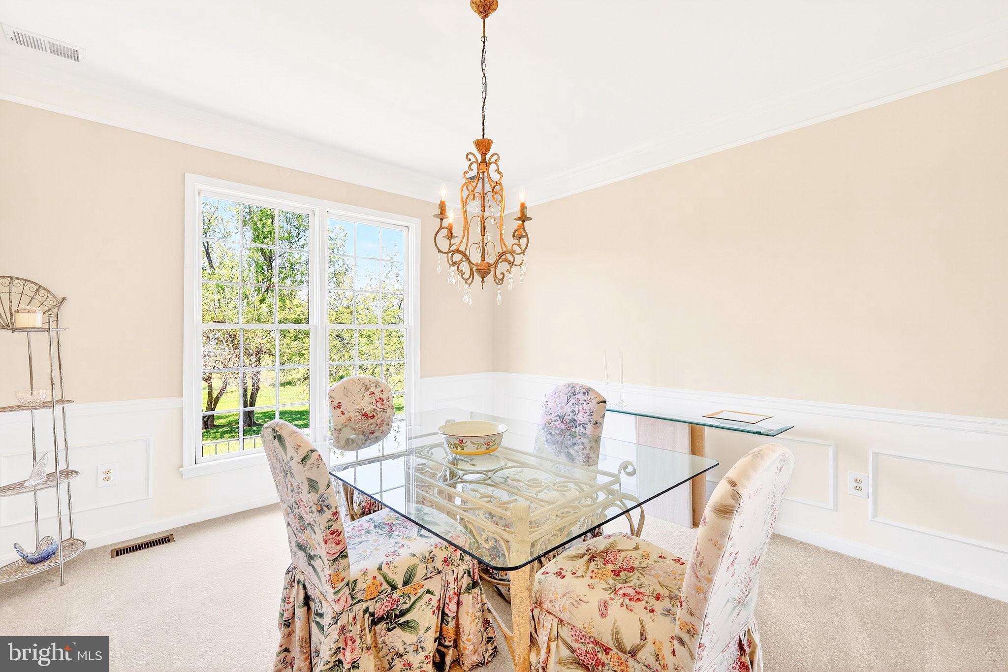 BRIARCLIFF MANOR - Residential