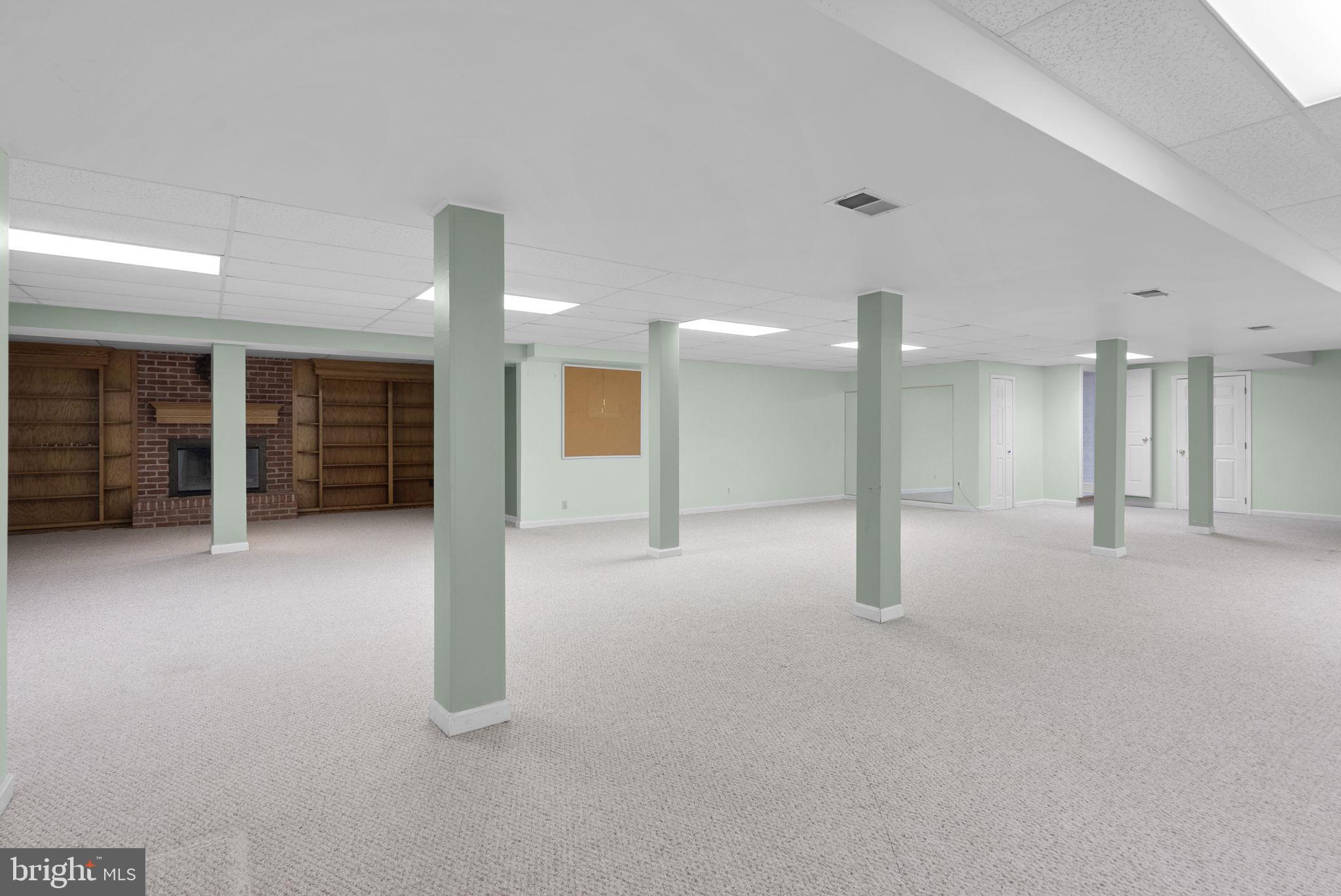 BLUFF POINT ON SEVERN - Residential