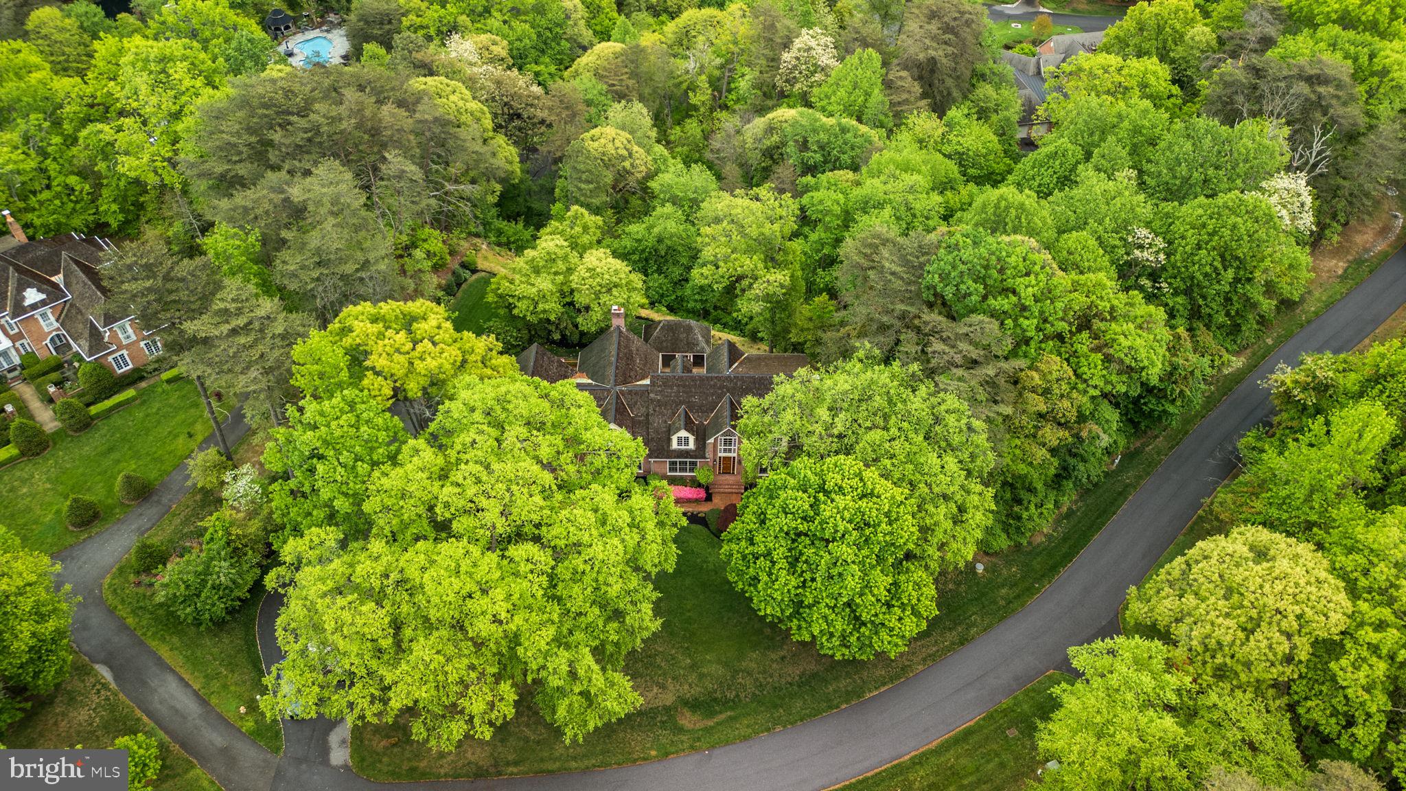 BLUFF POINT ON SEVERN - Residential