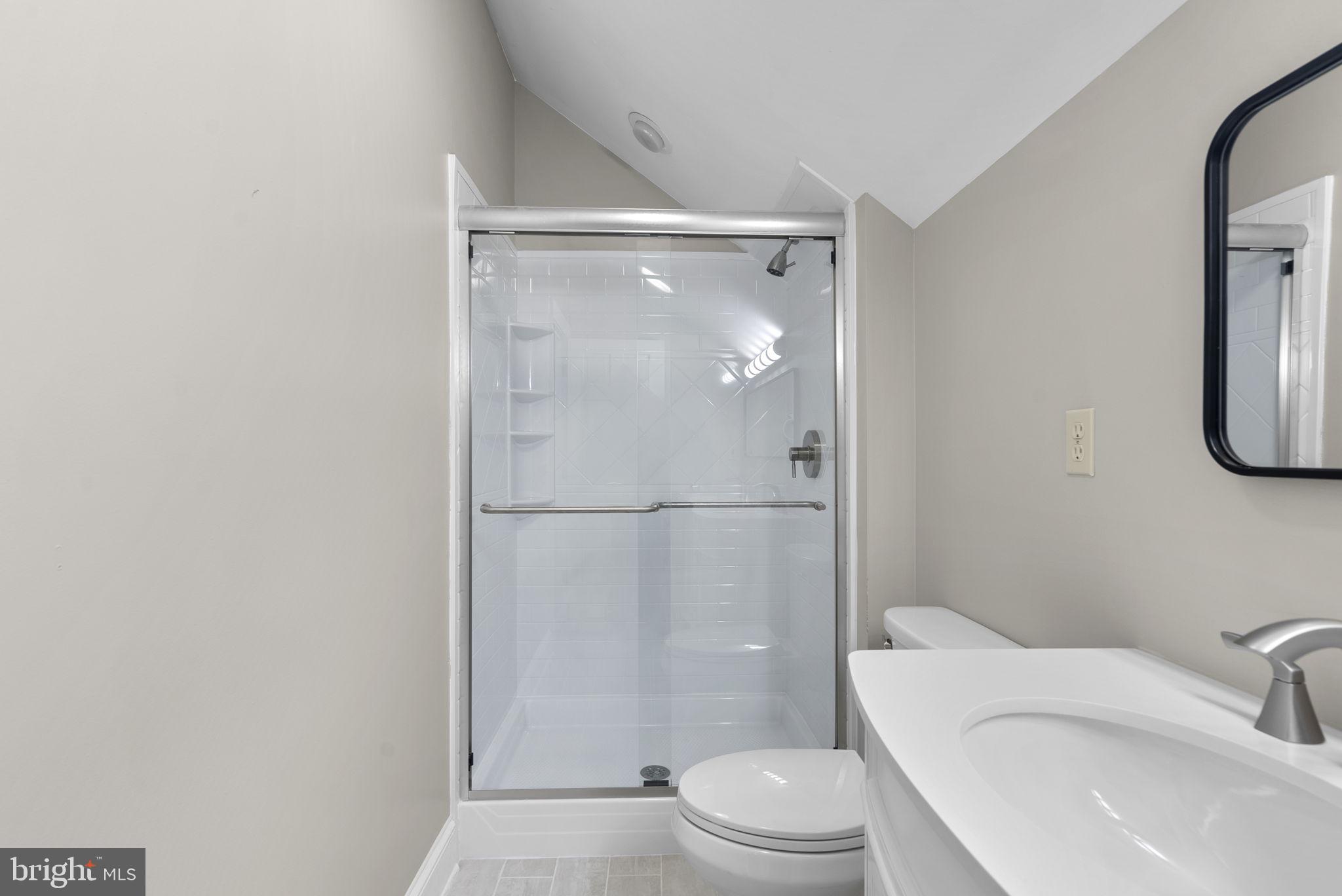 BLUFF POINT ON SEVERN - Residential