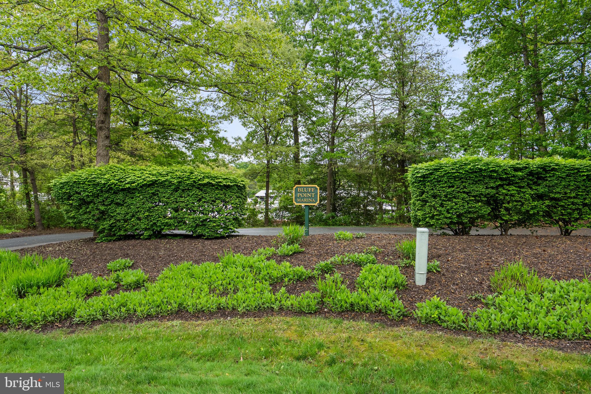 BLUFF POINT ON SEVERN - Residential