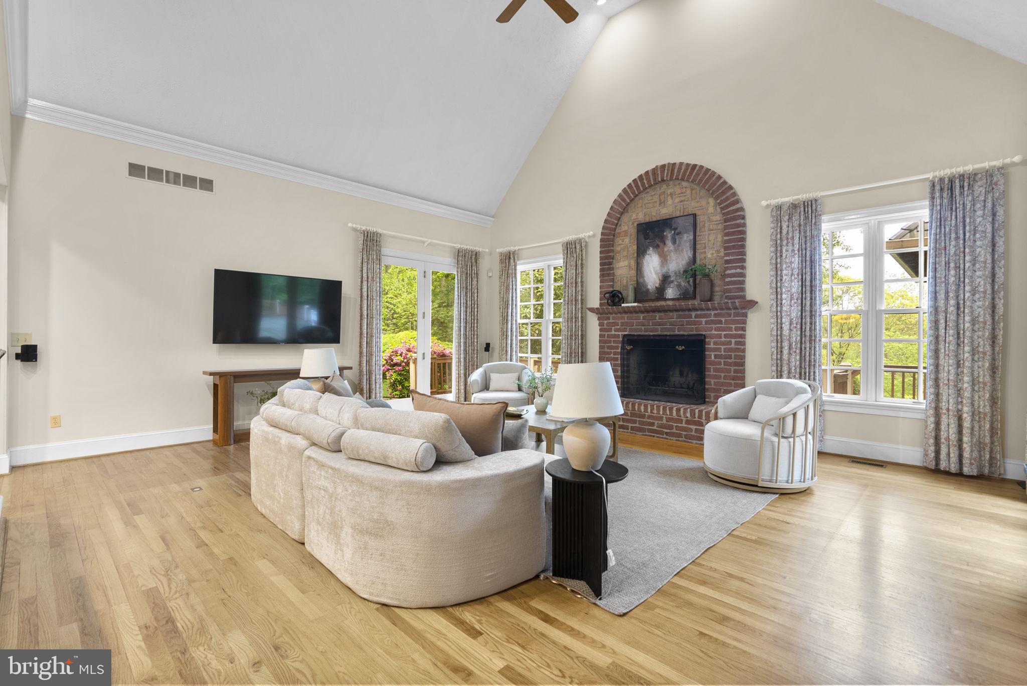 BLUFF POINT ON SEVERN - Residential