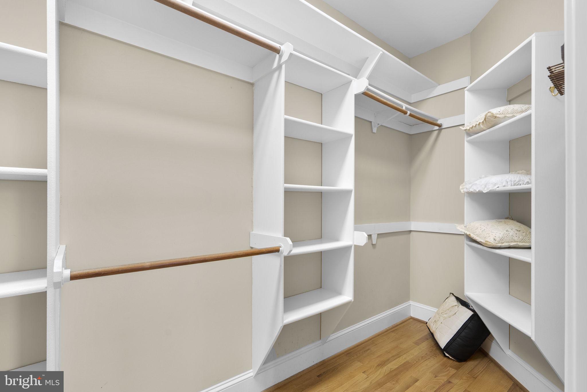 BLUFF POINT ON SEVERN - Residential