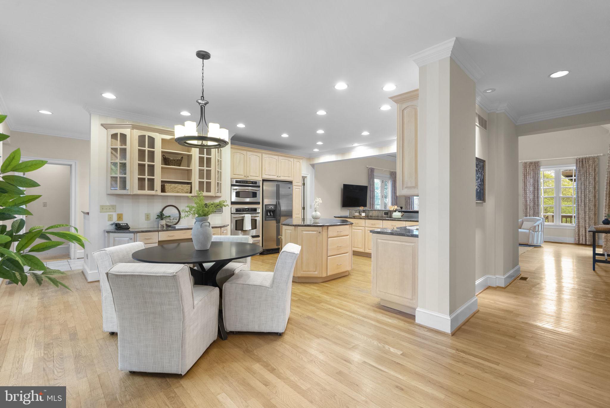 BLUFF POINT ON SEVERN - Residential