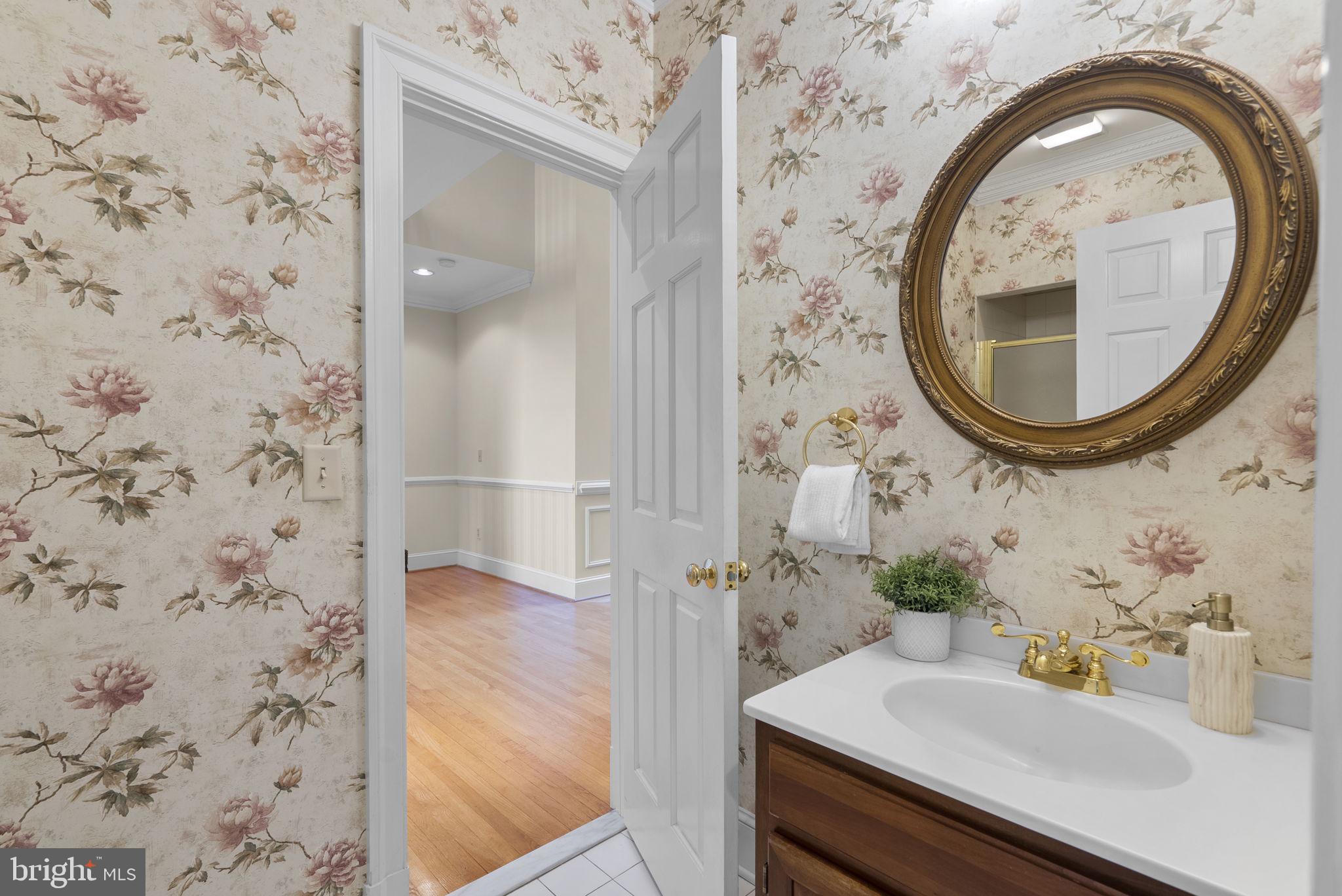 BLUFF POINT ON SEVERN - Residential