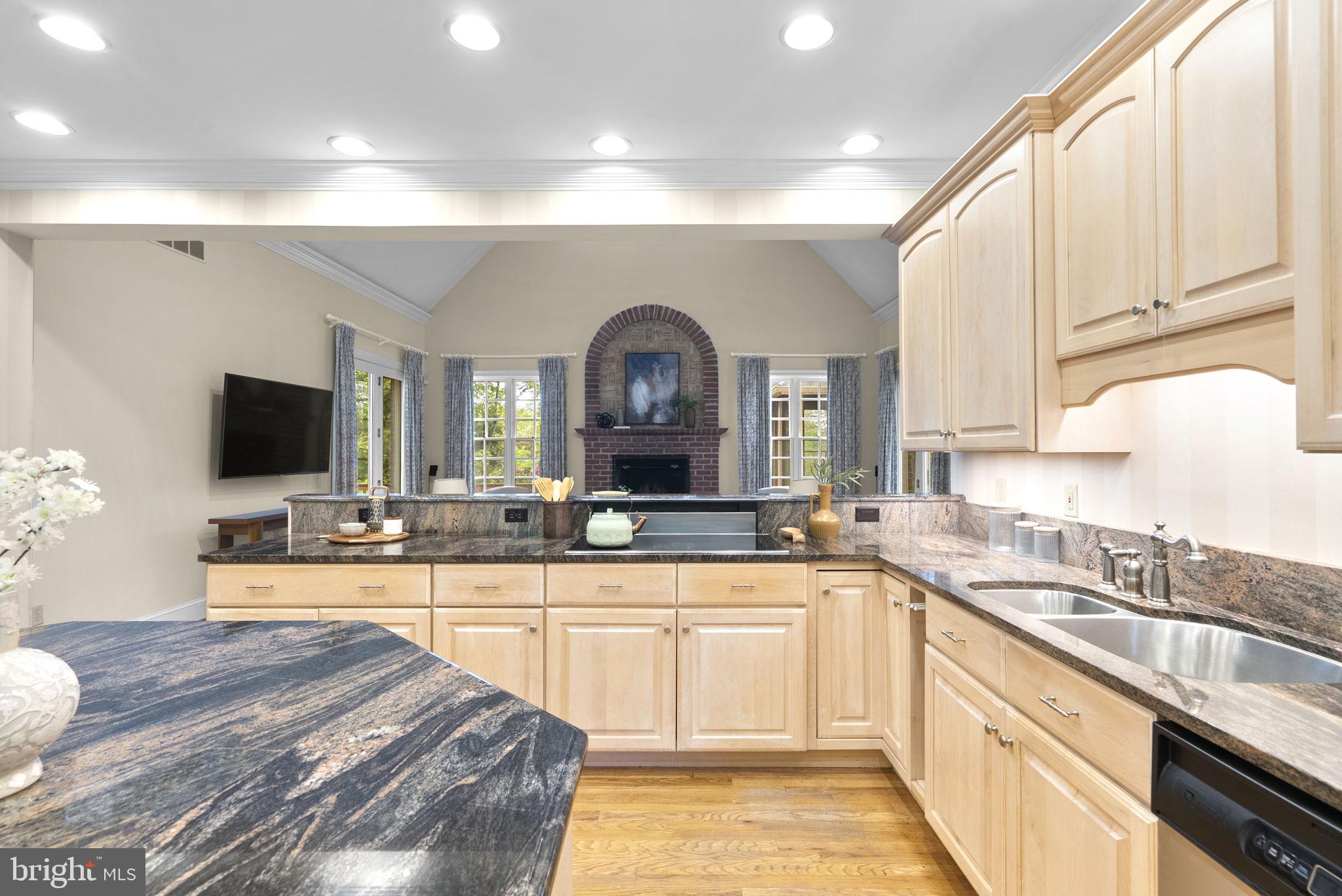 BLUFF POINT ON SEVERN - Residential