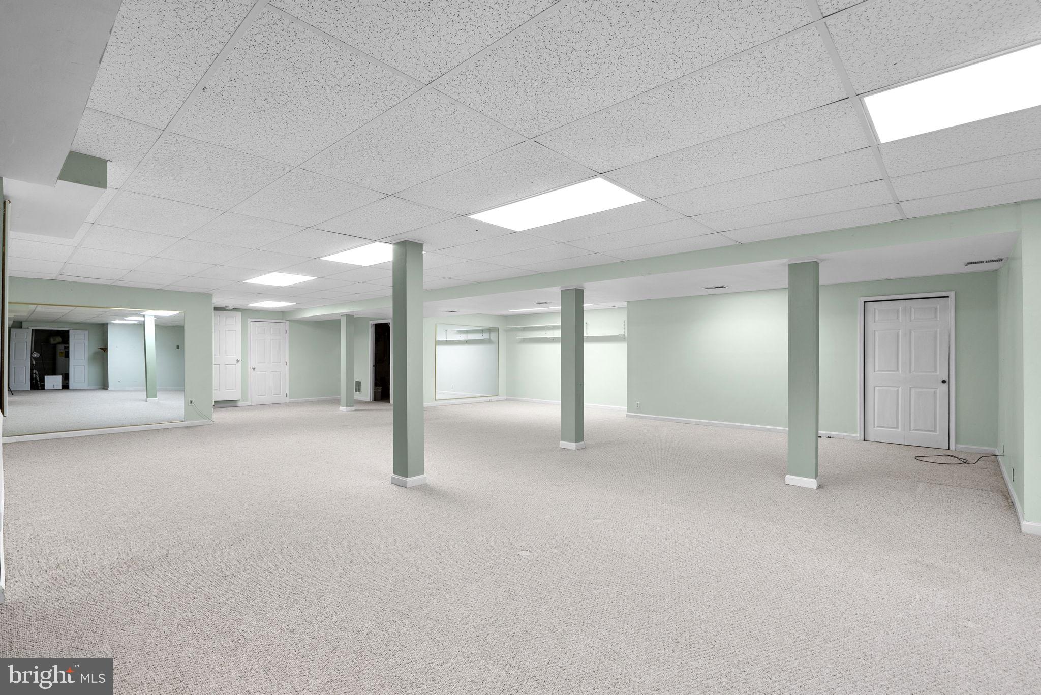 BLUFF POINT ON SEVERN - Residential