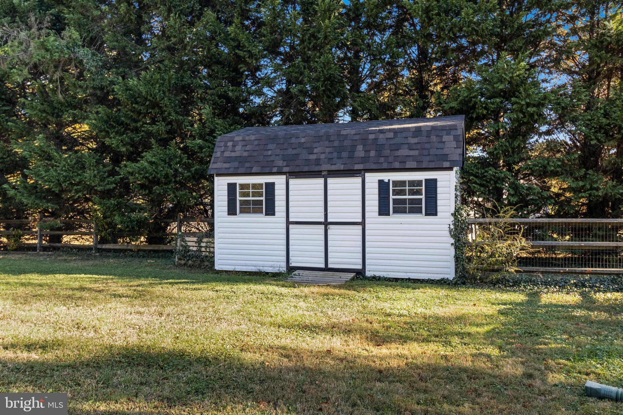 CAL ACRES - Residential Lease