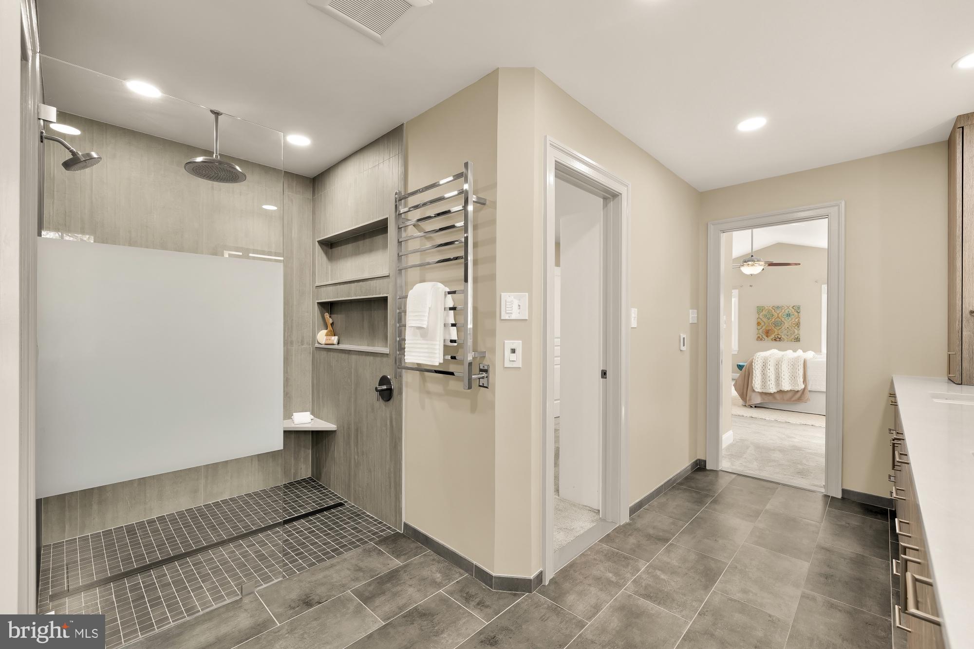 LACEY FOREST - Residential