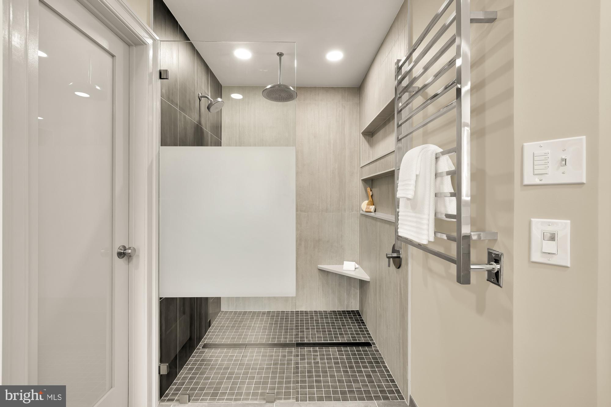 LACEY FOREST - Residential