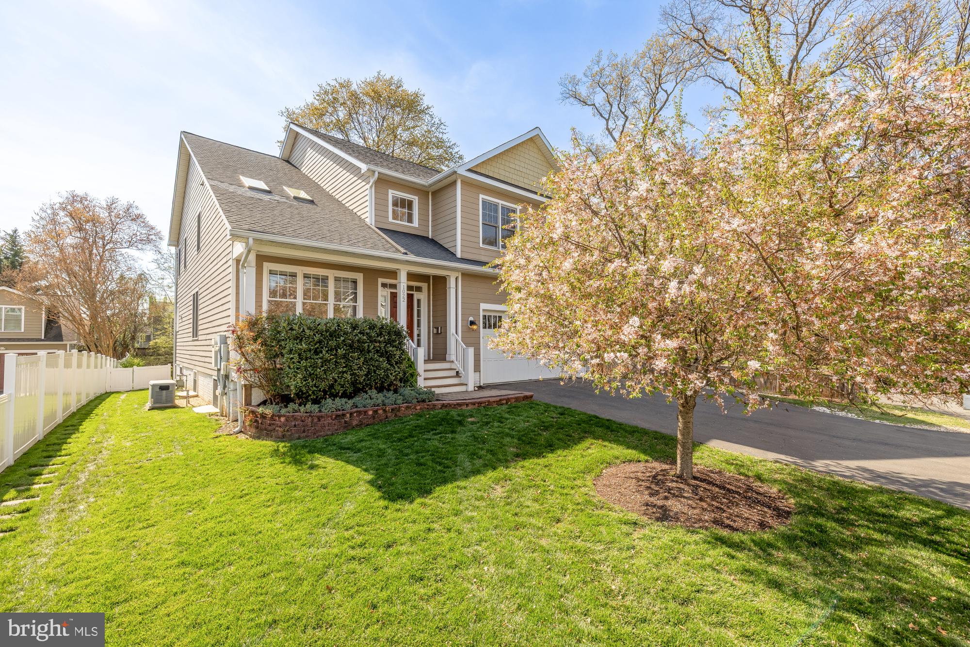 LACEY FOREST - Residential