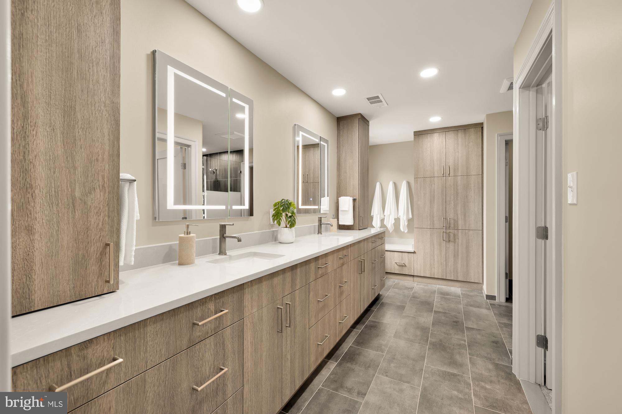 LACEY FOREST - Residential