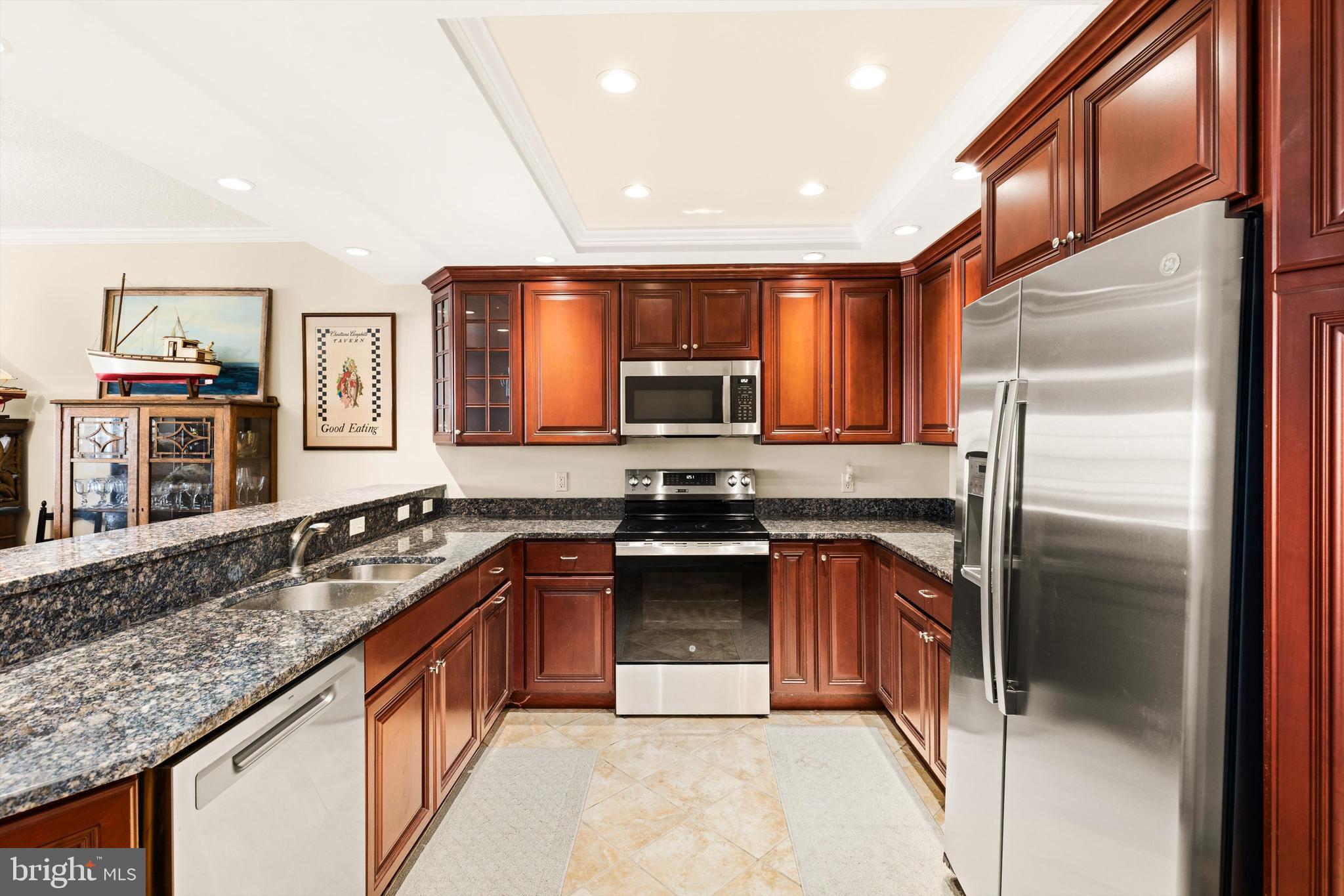 530 RIVERSIDE DRIVE 202