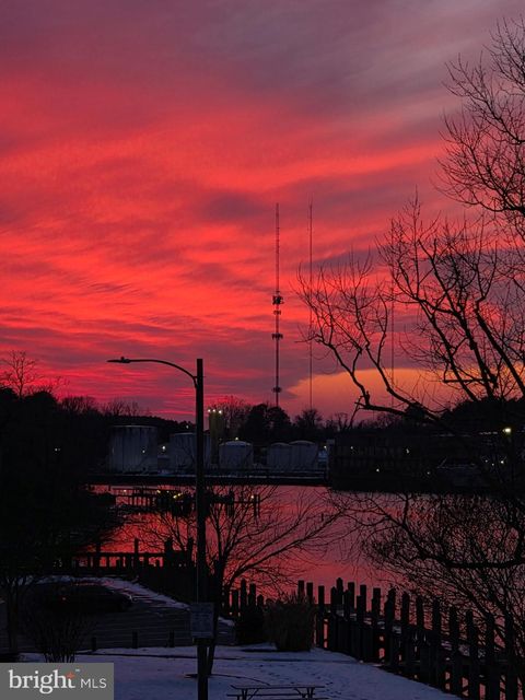 530 RIVERSIDE DRIVE 202 SALISBURY MD 21801