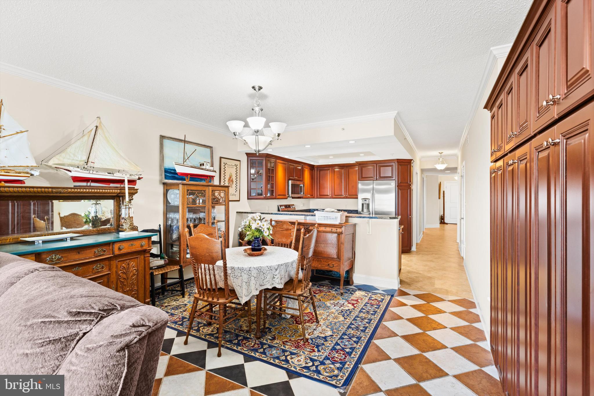 530 RIVERSIDE DRIVE 202