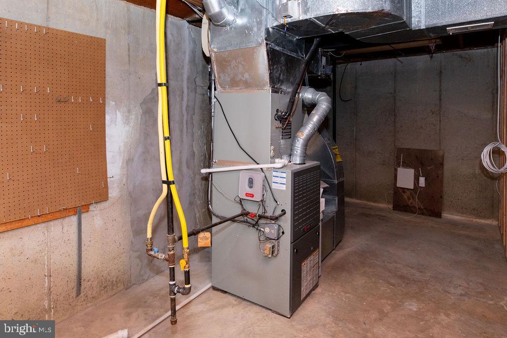 STRATHMORE AT BEL PRE - Residential