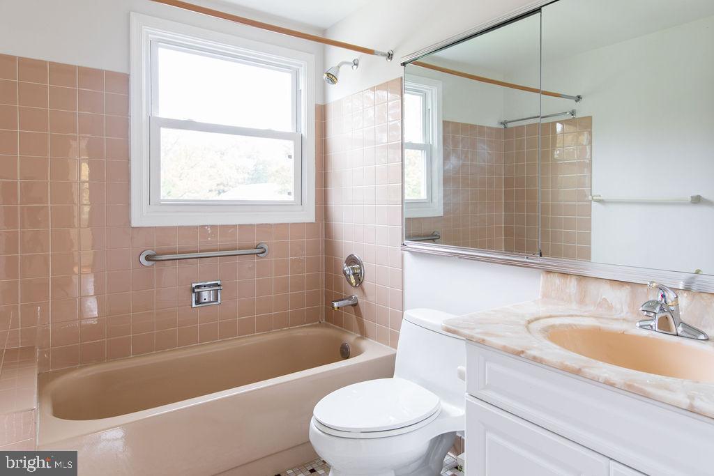 STRATHMORE AT BEL PRE - Residential