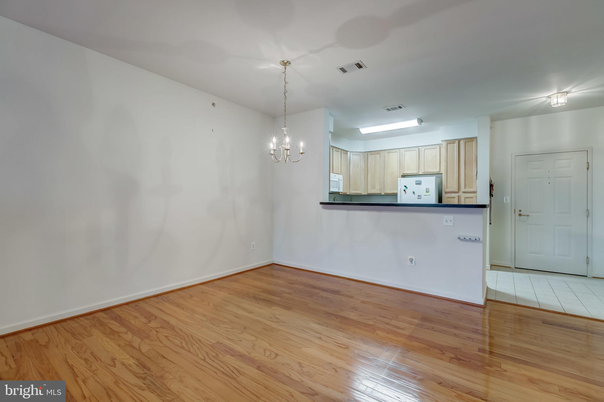 LAKELAND RIDGE - Residential