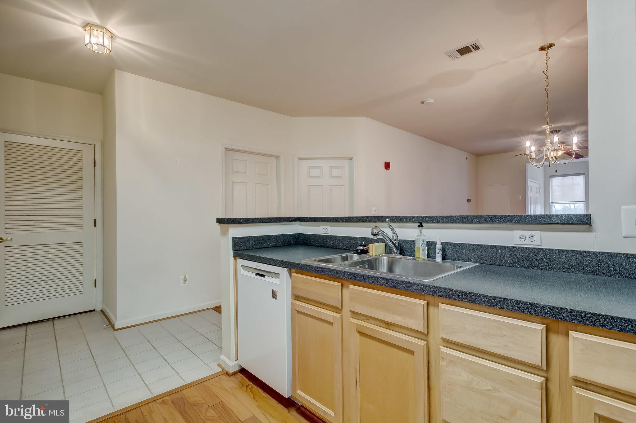 LAKELAND RIDGE - Residential