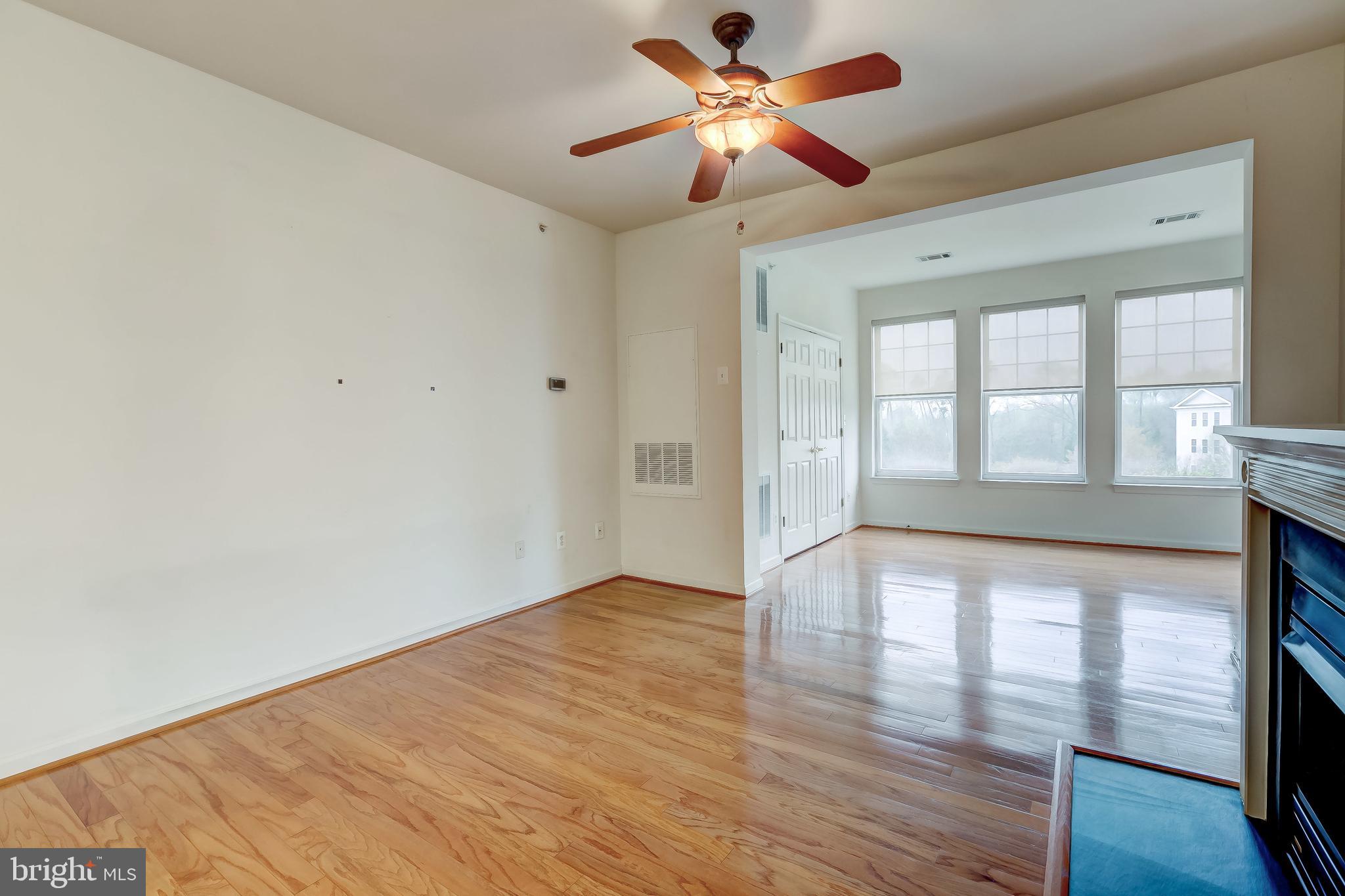 LAKELAND RIDGE - Residential