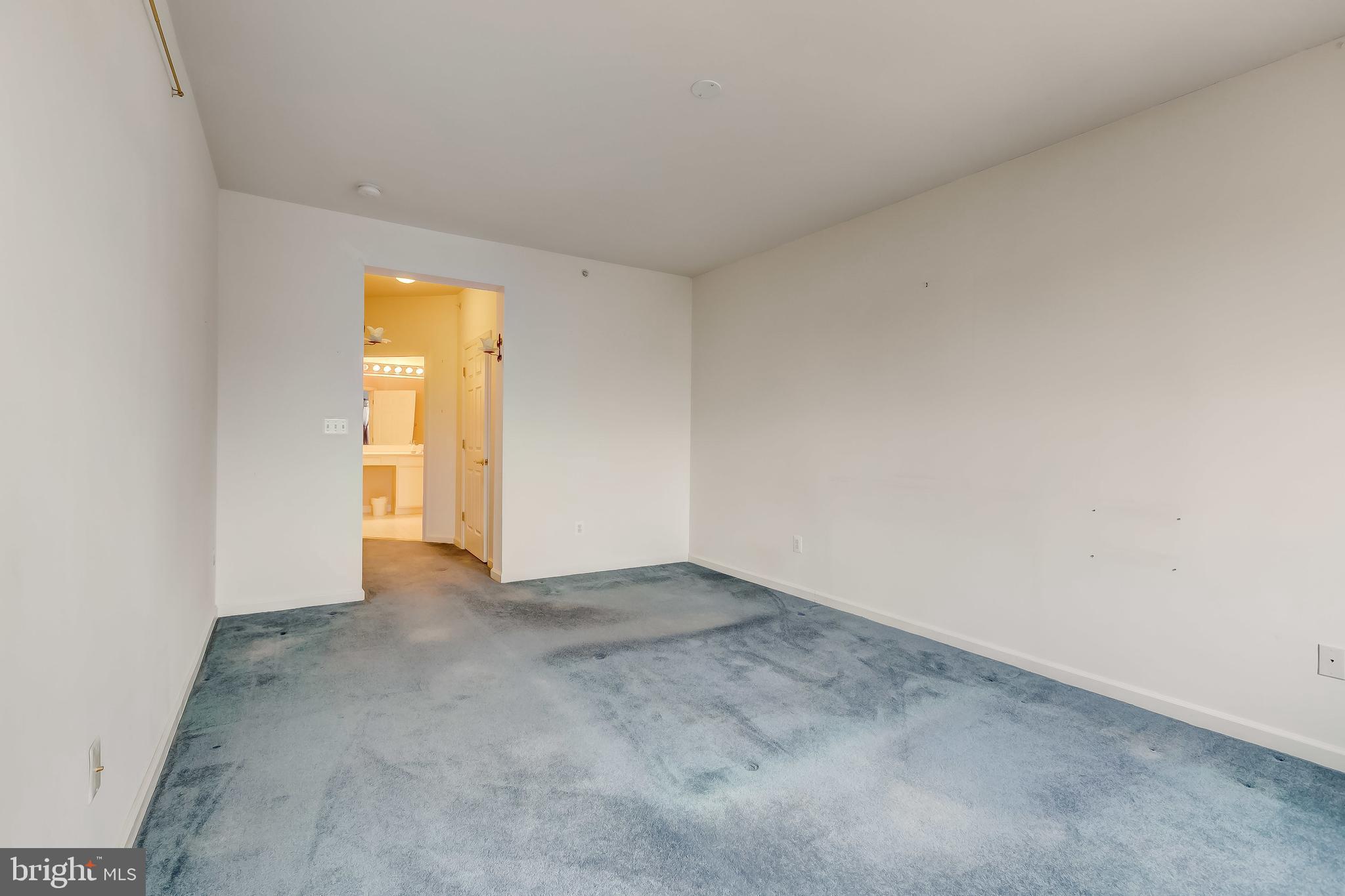 LAKELAND RIDGE - Residential