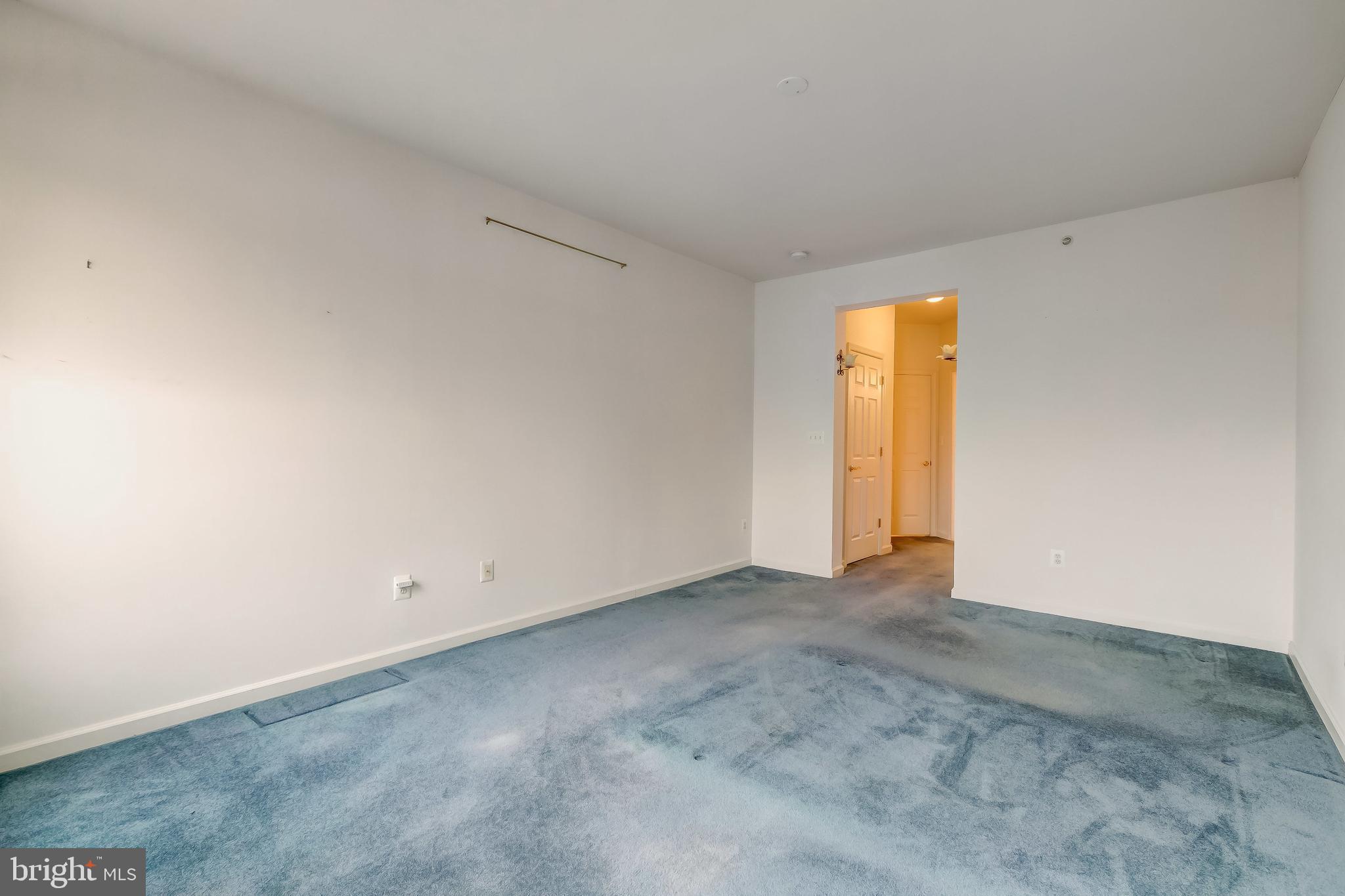 LAKELAND RIDGE - Residential