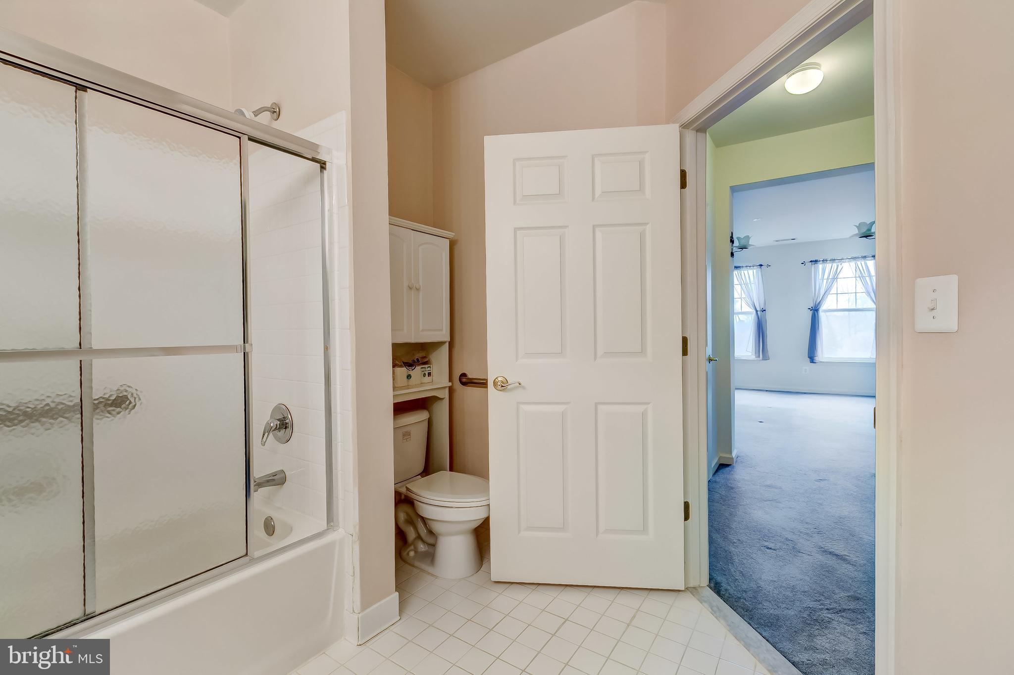 LAKELAND RIDGE - Residential