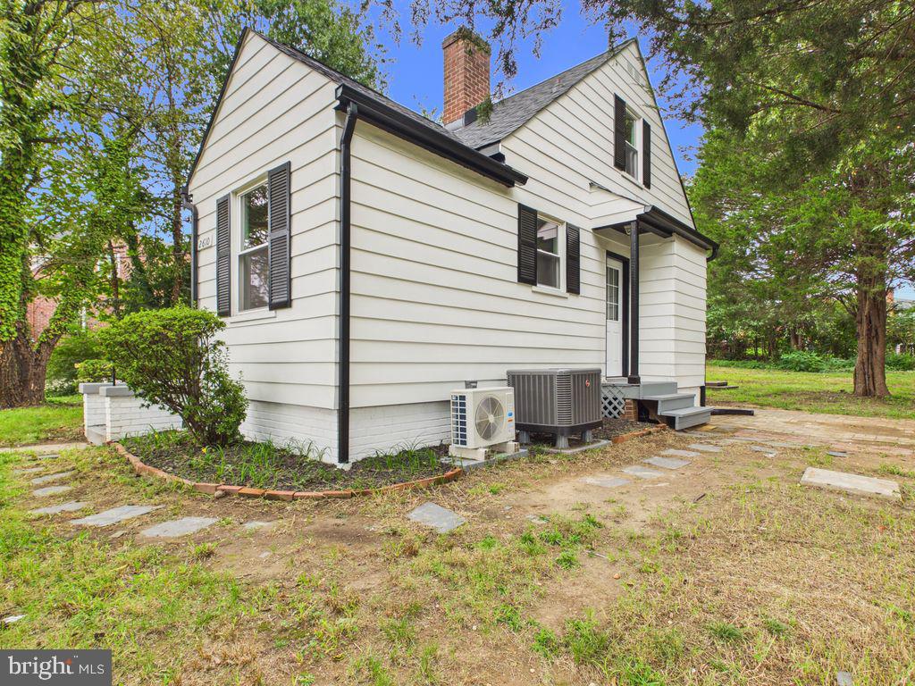2610 BEACON HILL ROAD