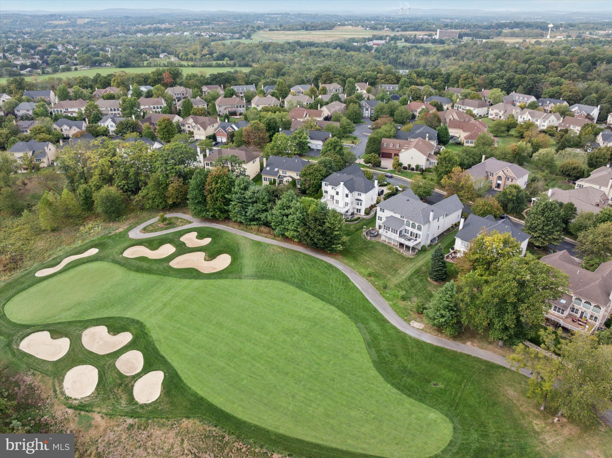 RIVERCREST - Residential