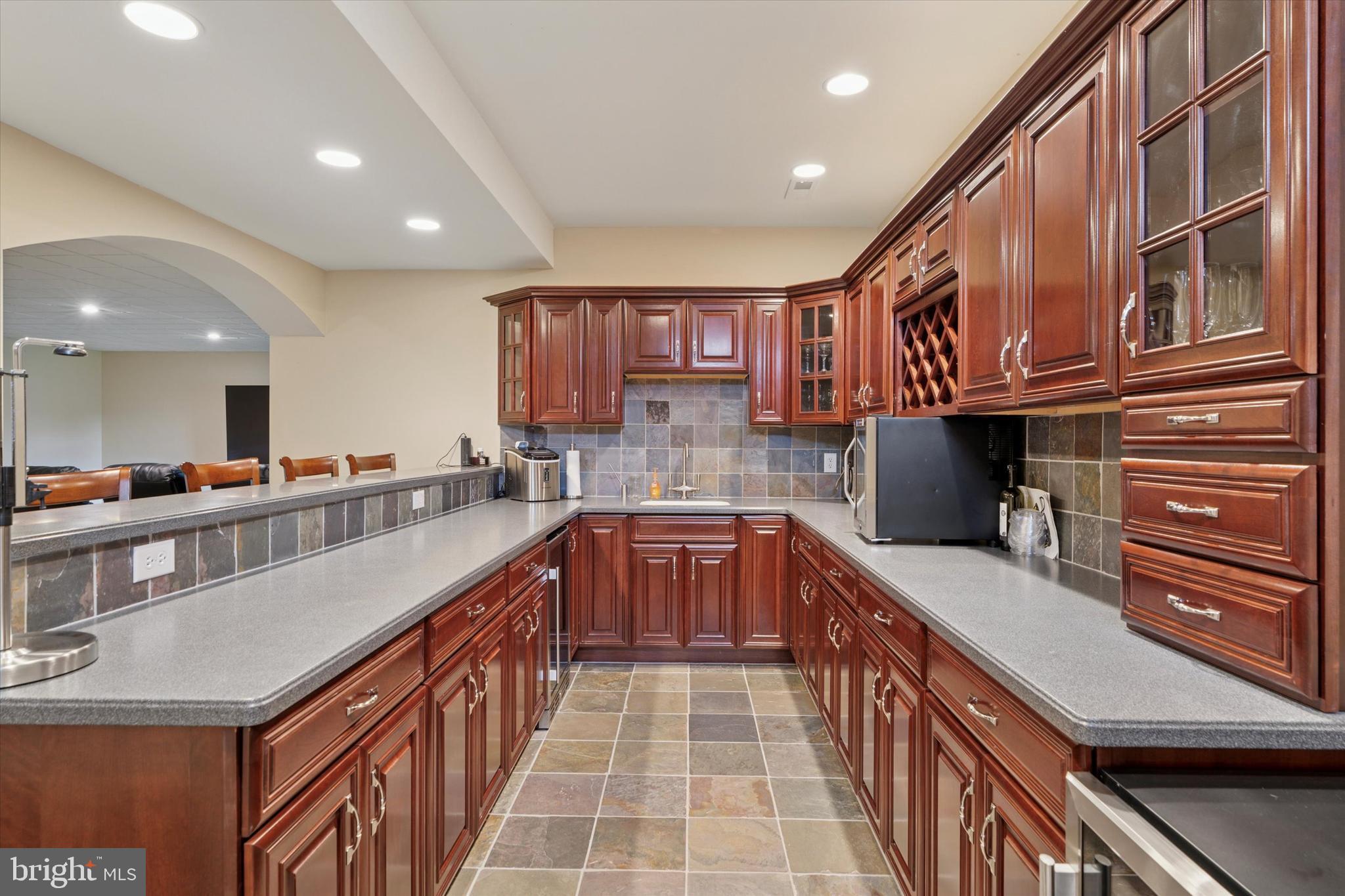 RIVERCREST - Residential