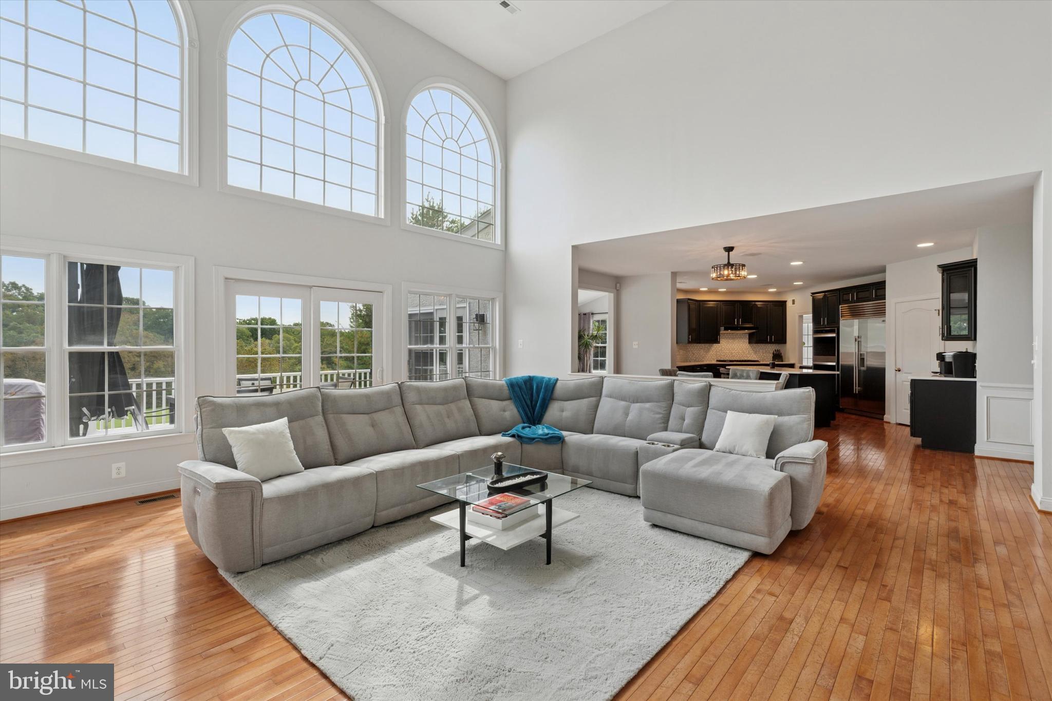 RIVERCREST - Residential