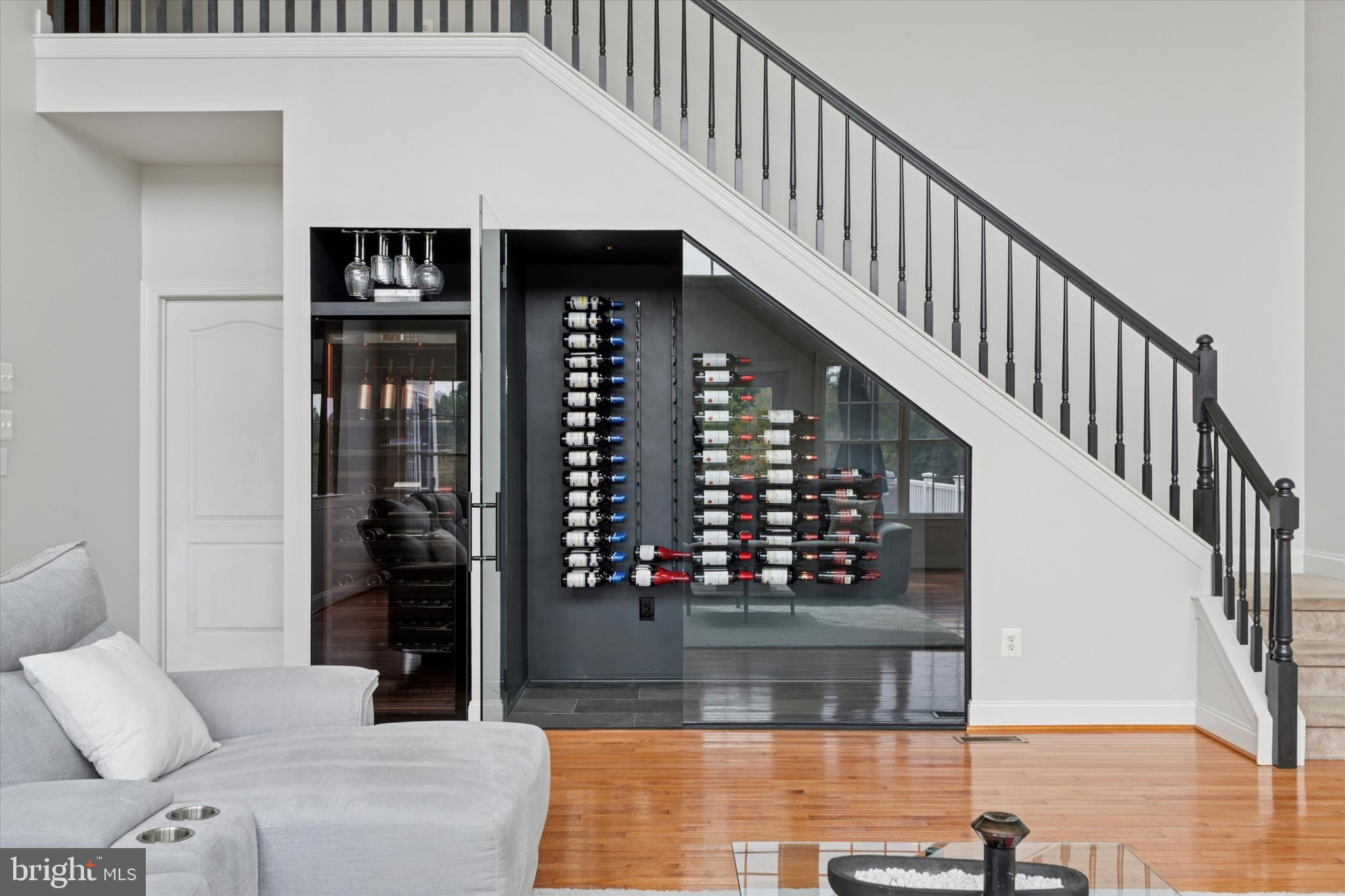 RIVERCREST - Residential