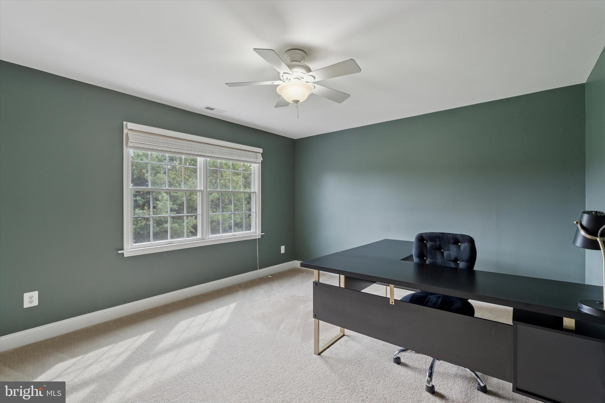 RIVERCREST - Residential