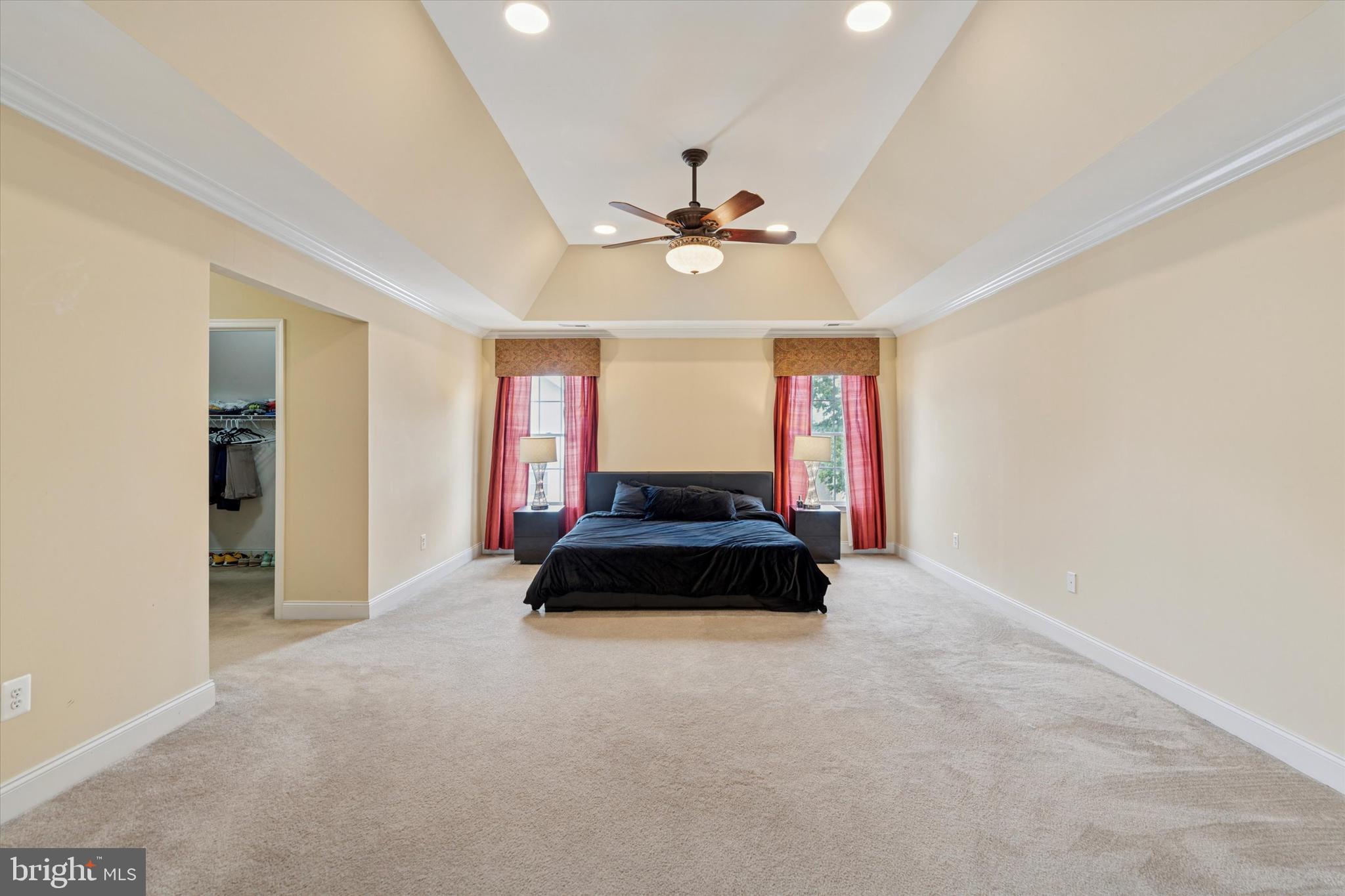 RIVERCREST - Residential