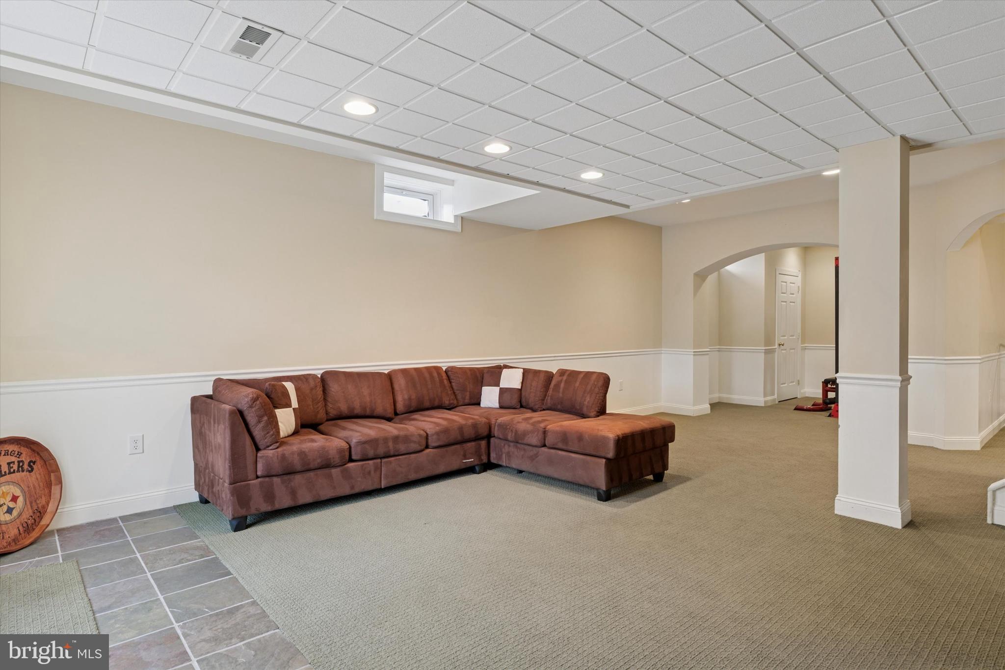 RIVERCREST - Residential