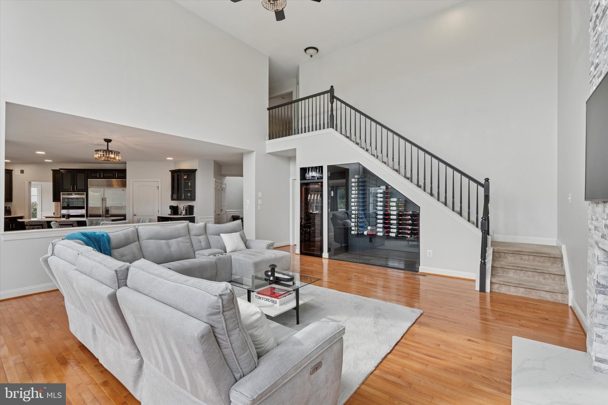 RIVERCREST - Residential