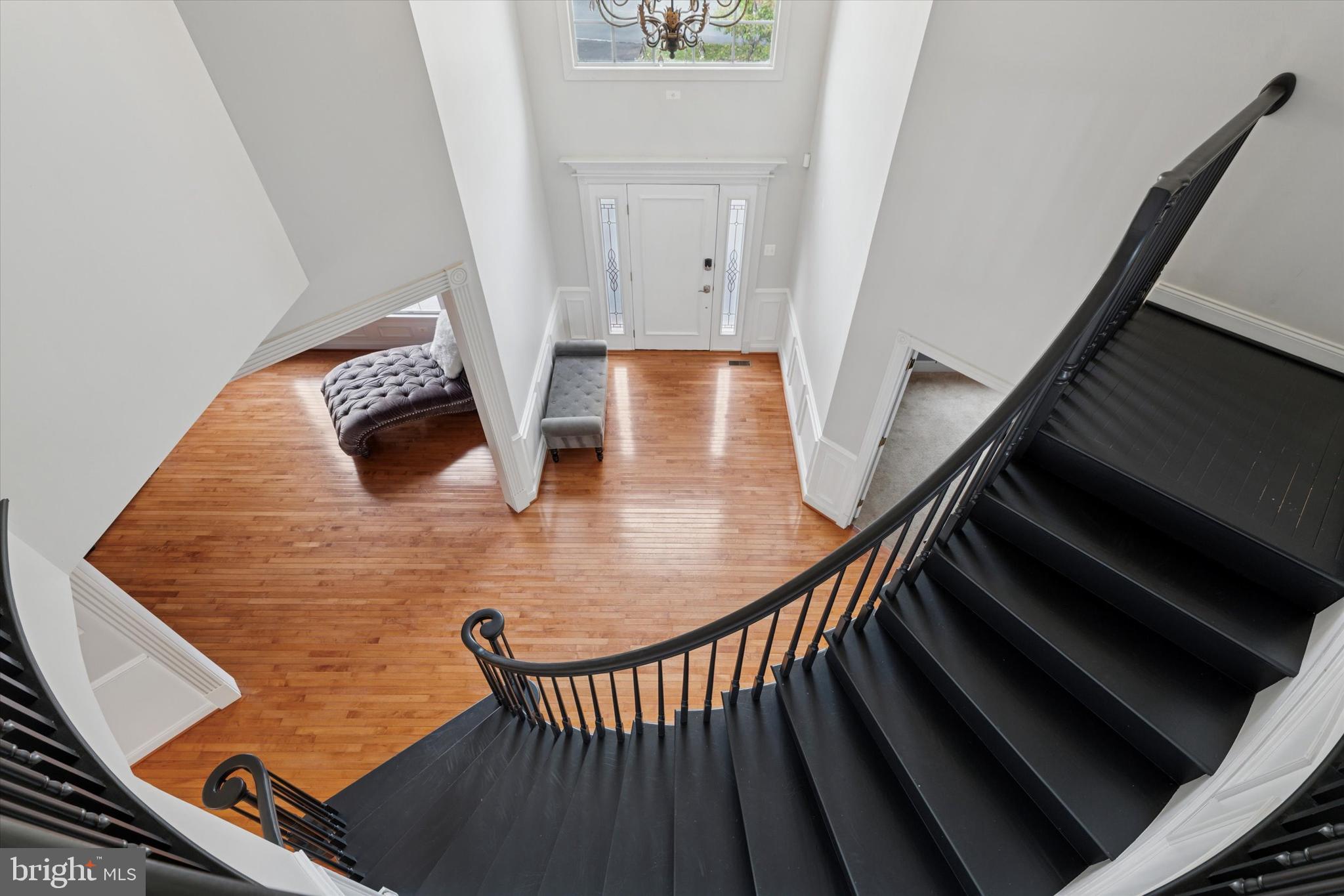 RIVERCREST - Residential