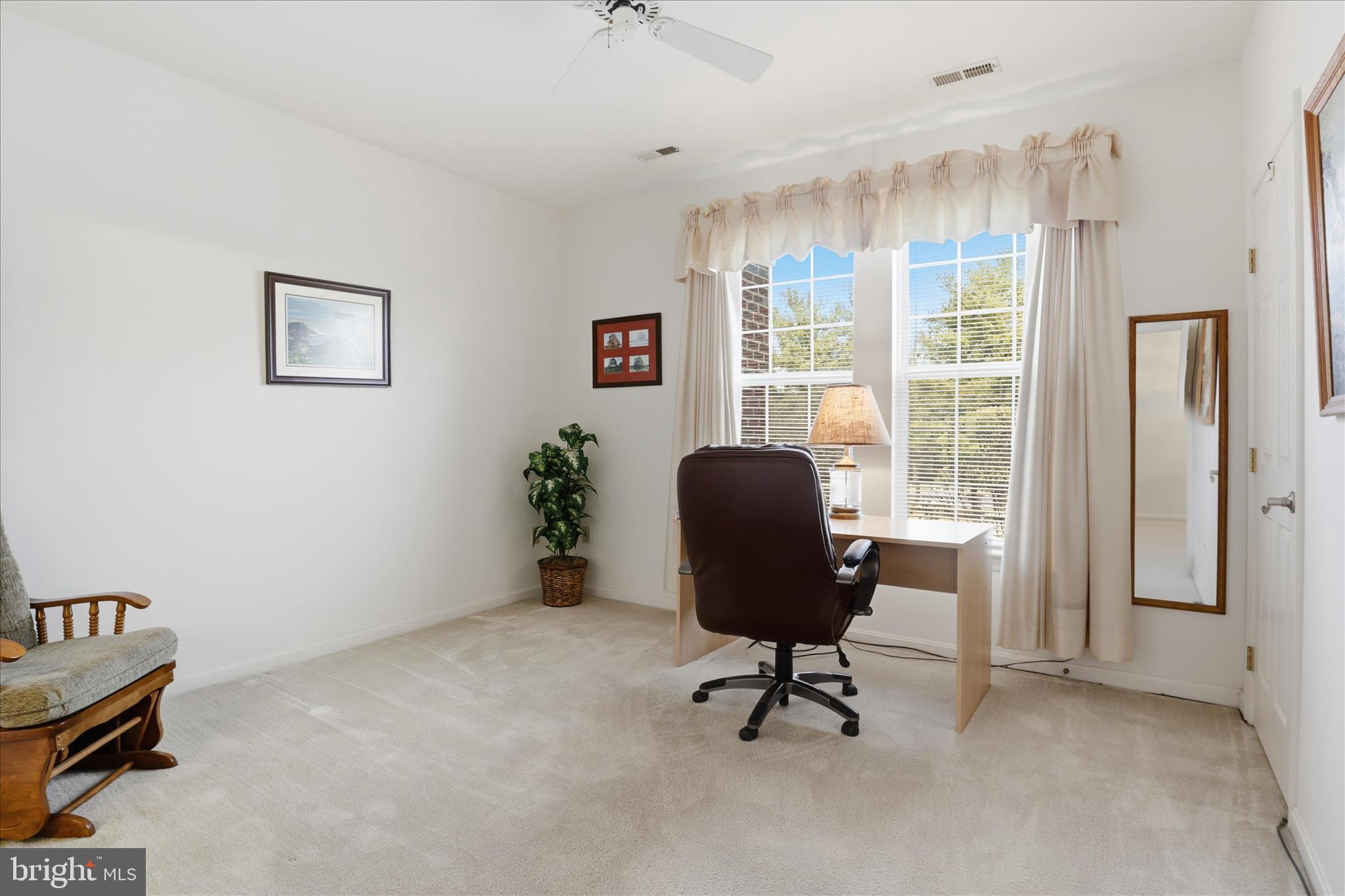 WATERSIDE - Residential