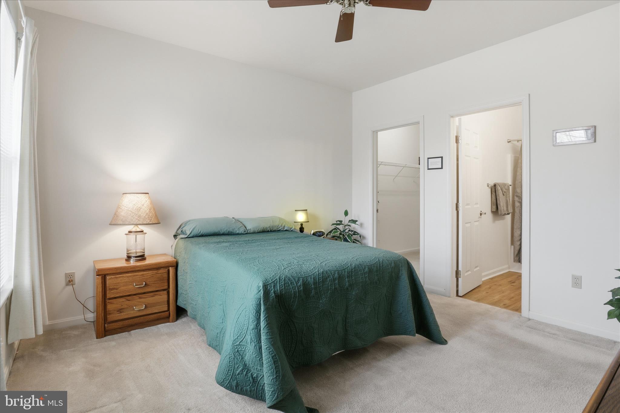 WATERSIDE - Residential