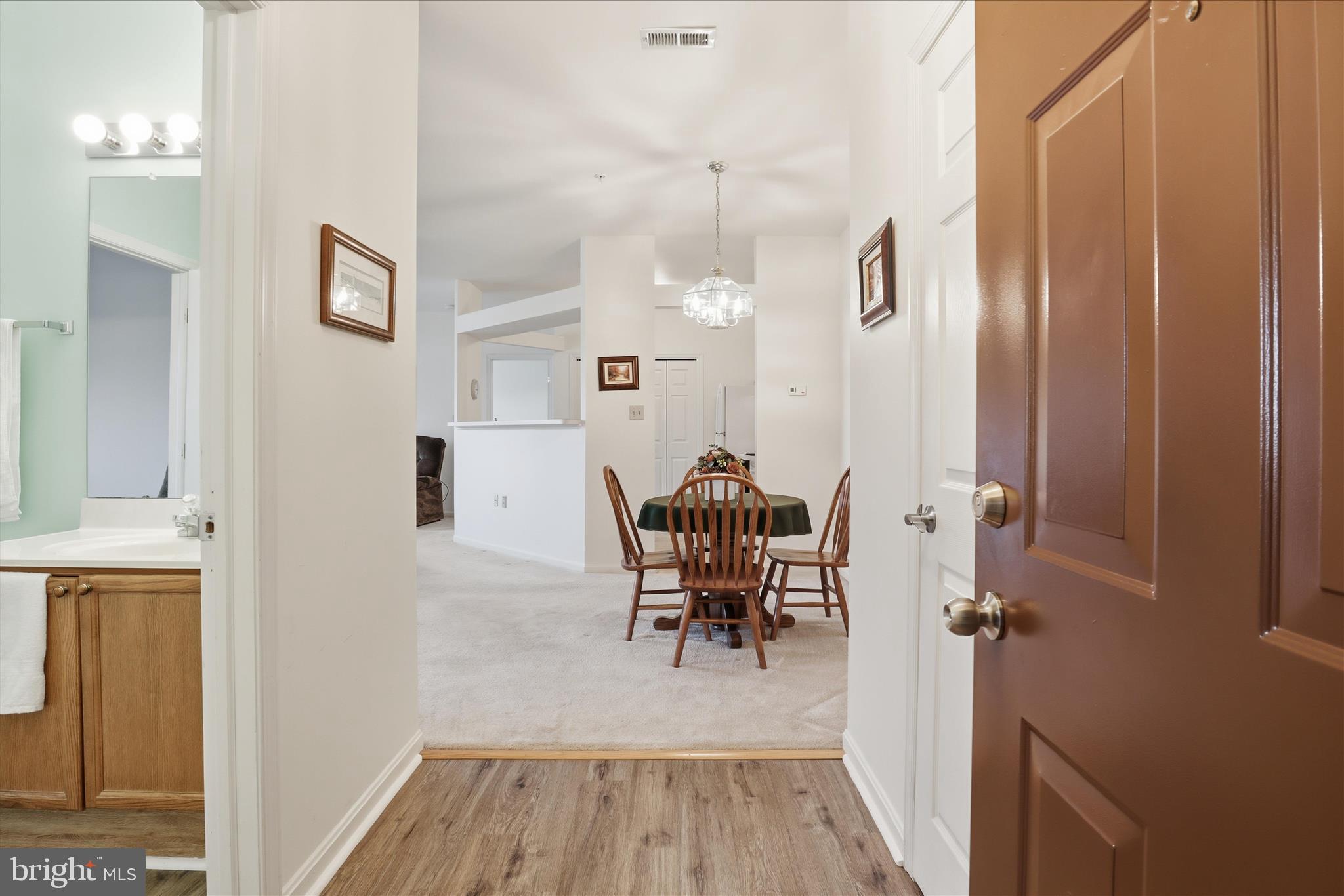 WATERSIDE - Residential