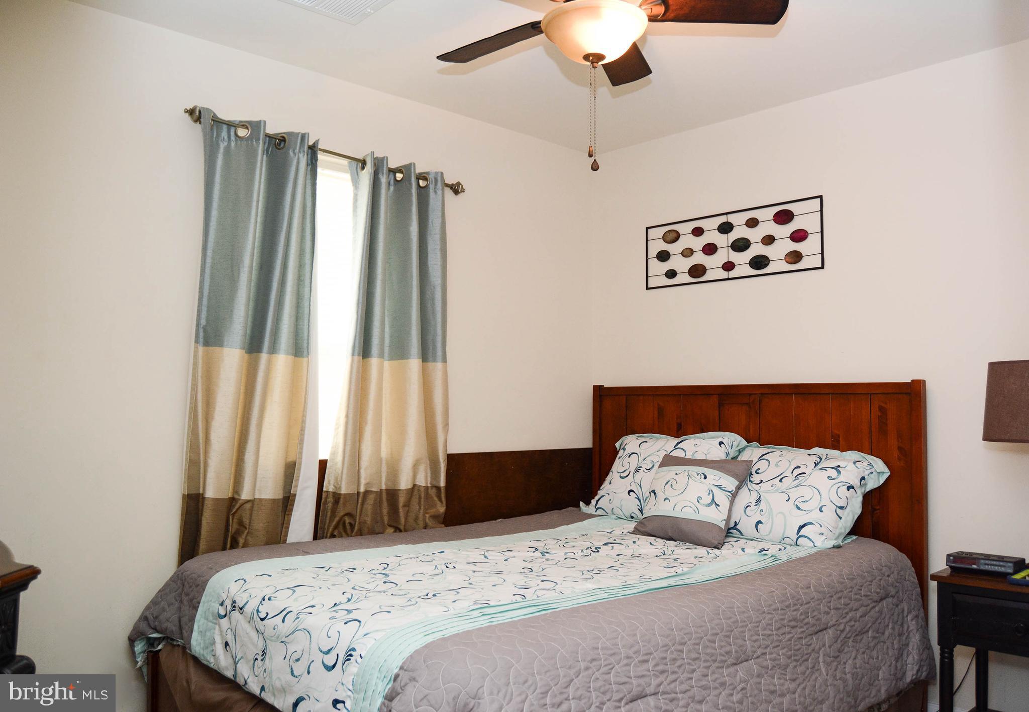 ST CHARLES SUB - SHEFFIELD - Residential Lease