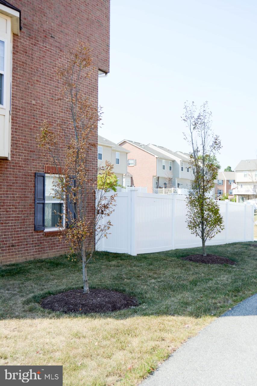 ST CHARLES SUB - SHEFFIELD - Residential Lease