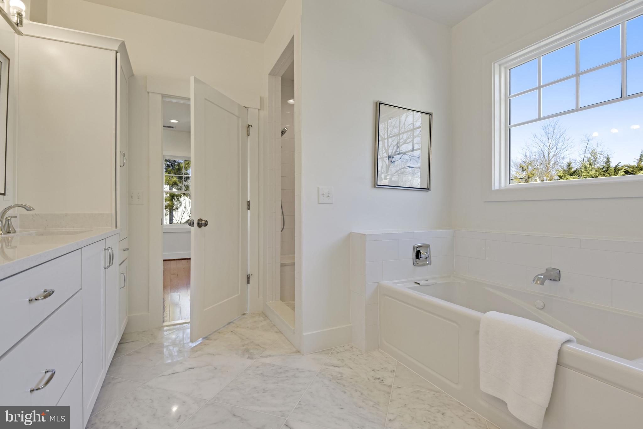 BON AIR - Residential