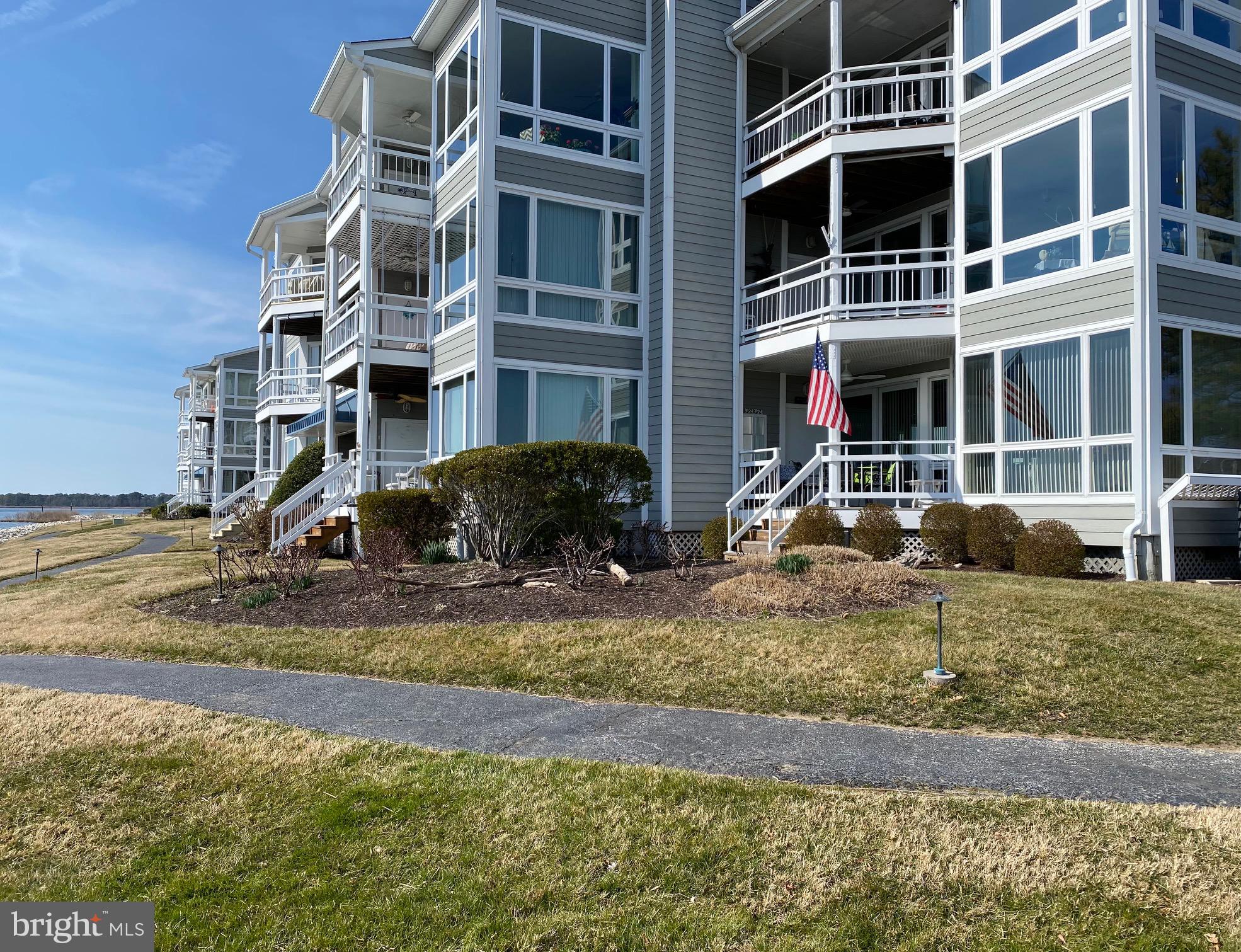 OYSTER COVE - Residential Lease