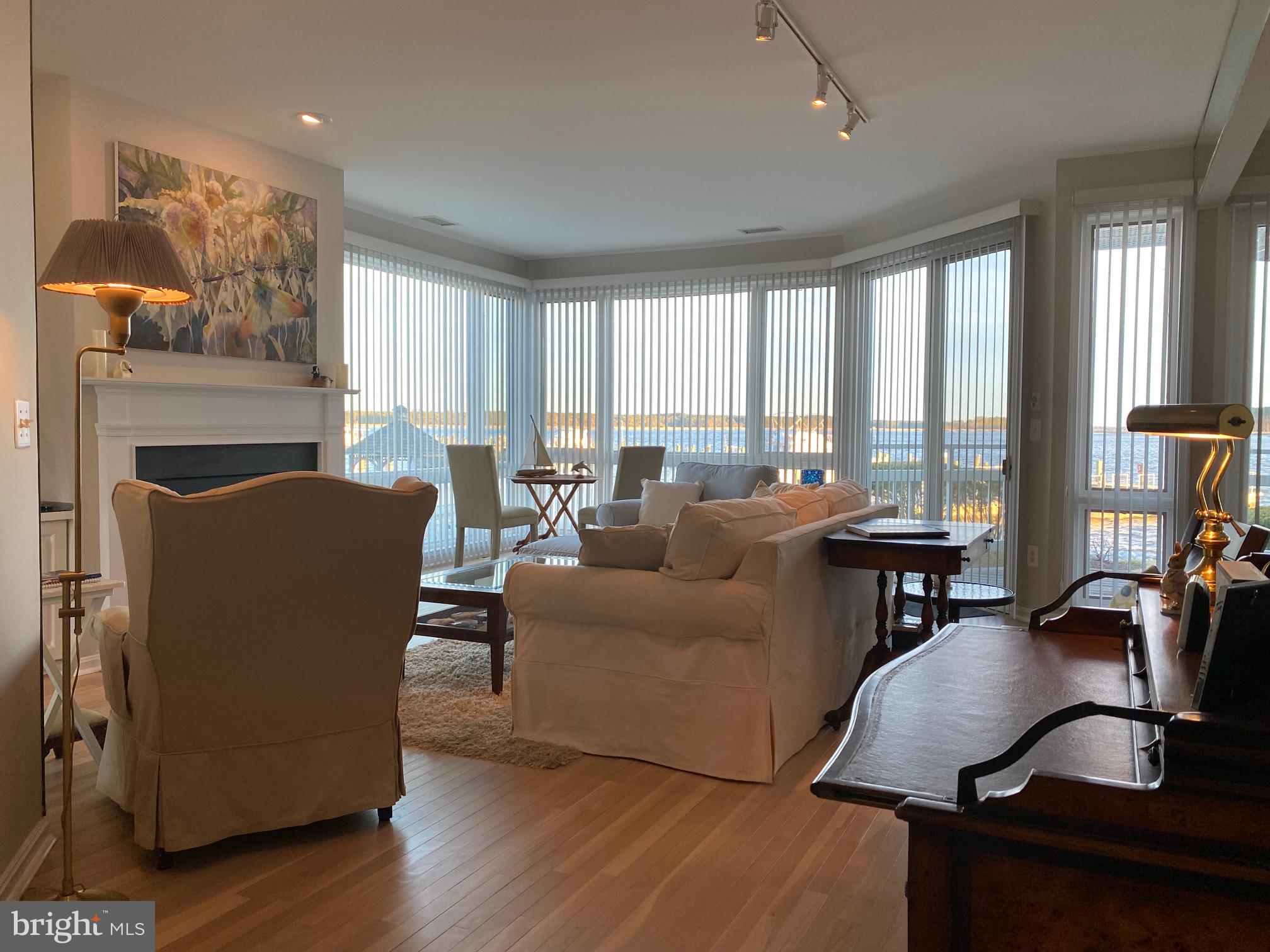 OYSTER COVE - Residential Lease