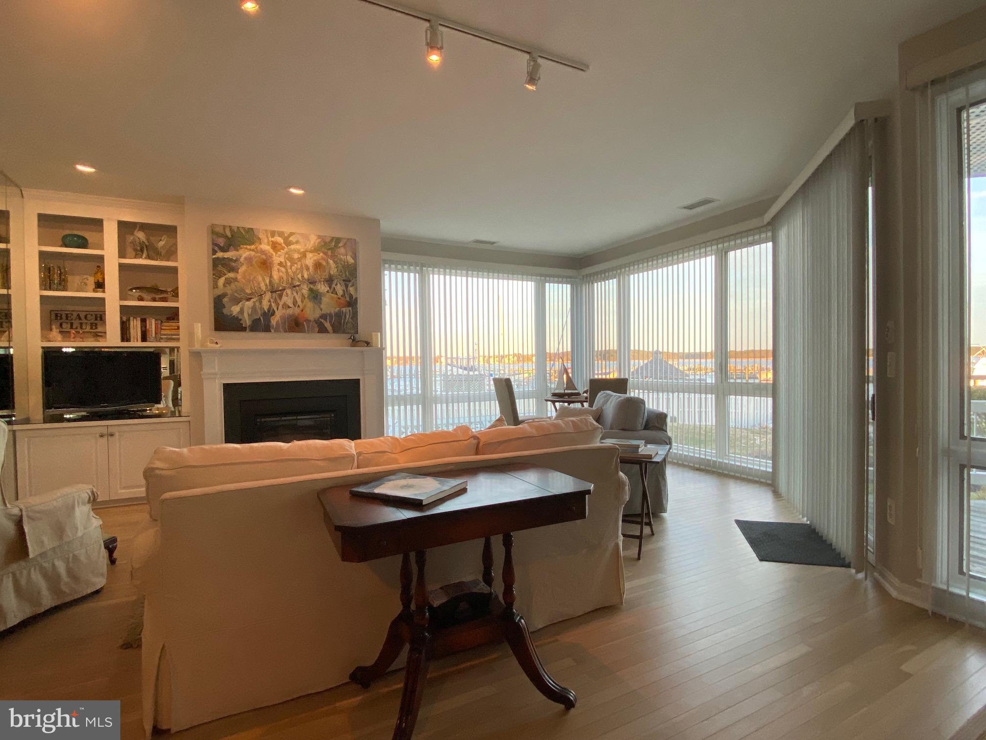 OYSTER COVE - Residential Lease