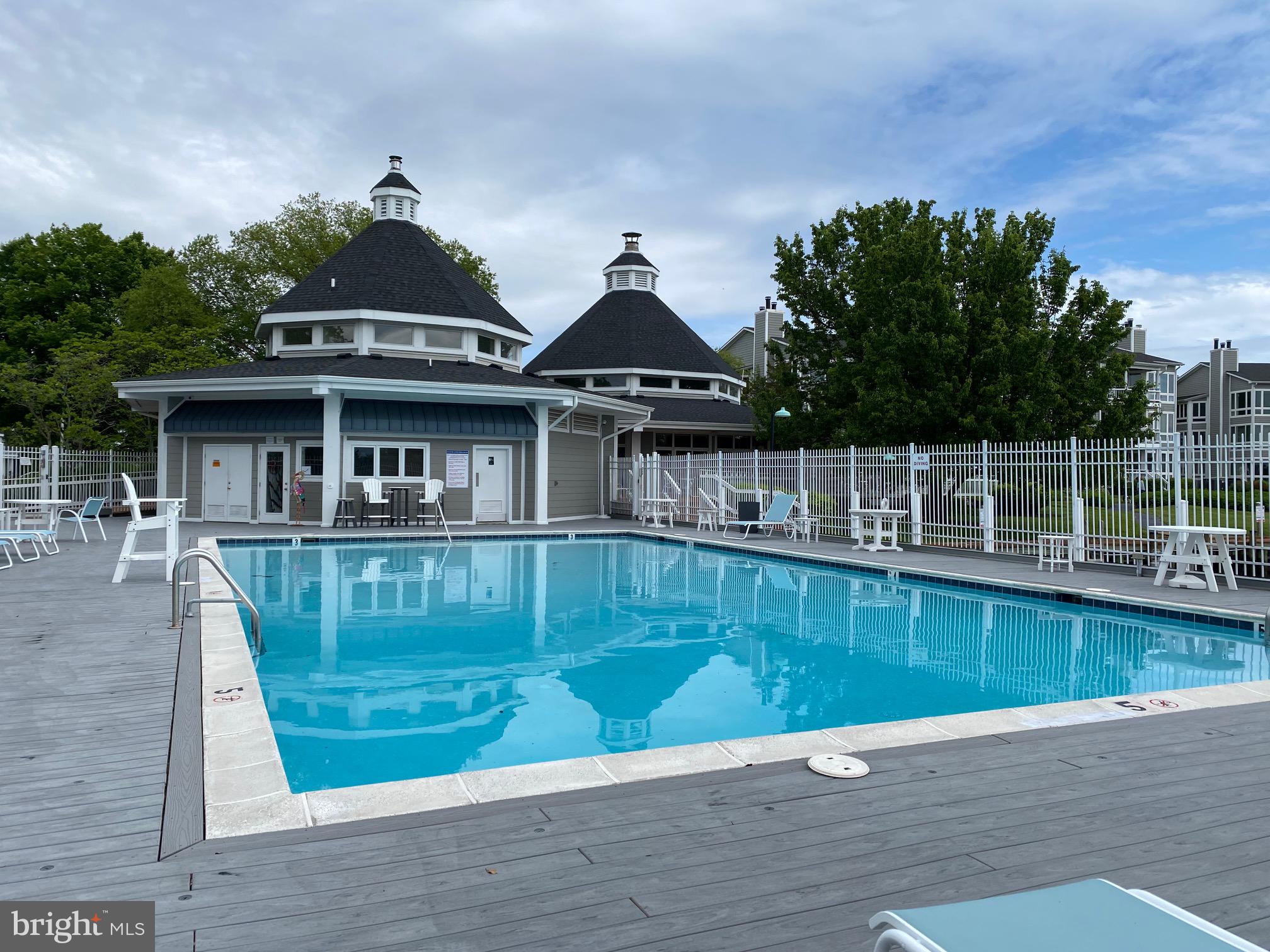 OYSTER COVE - Residential Lease