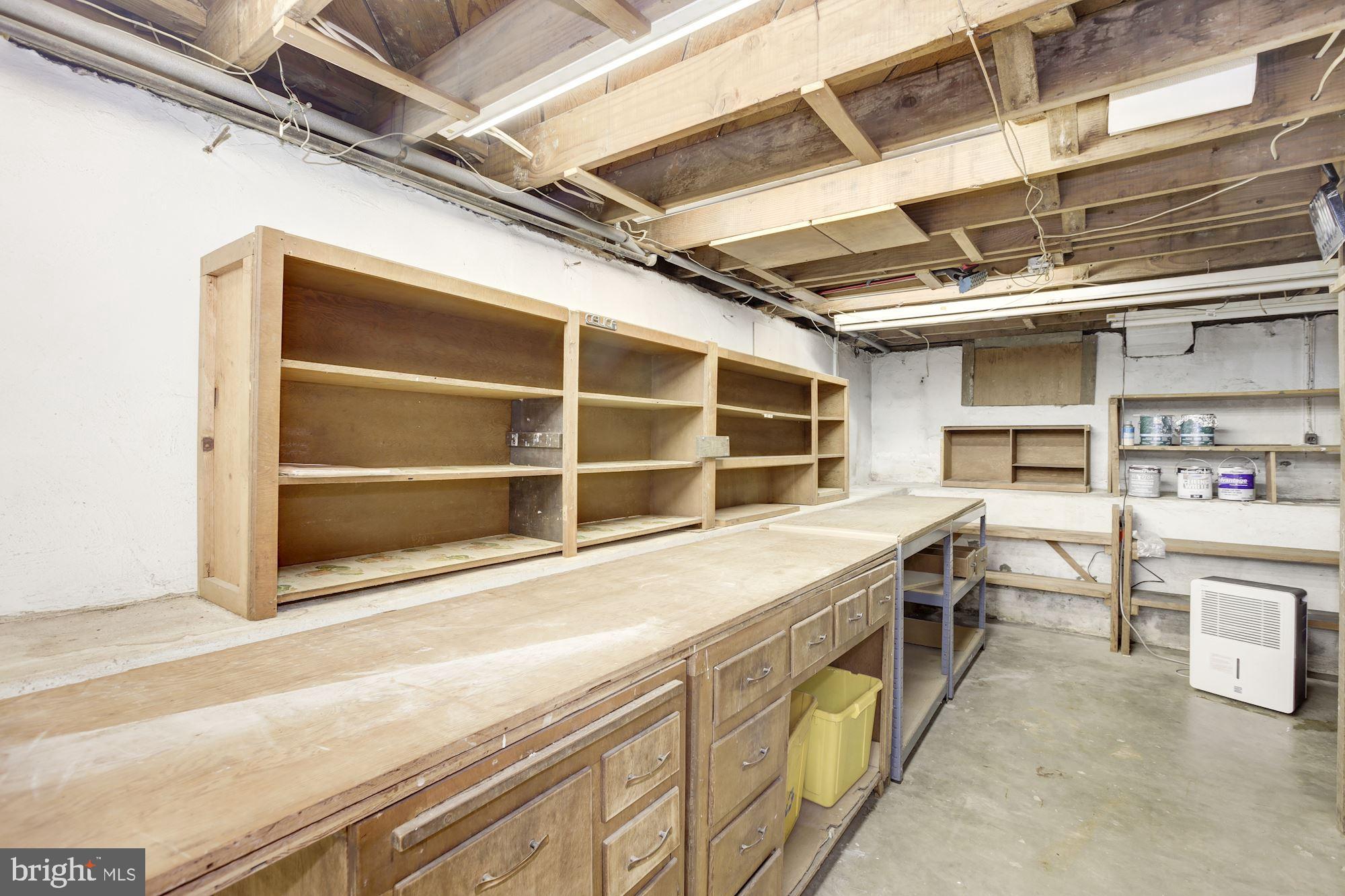 PIMMIT HILLS - Residential