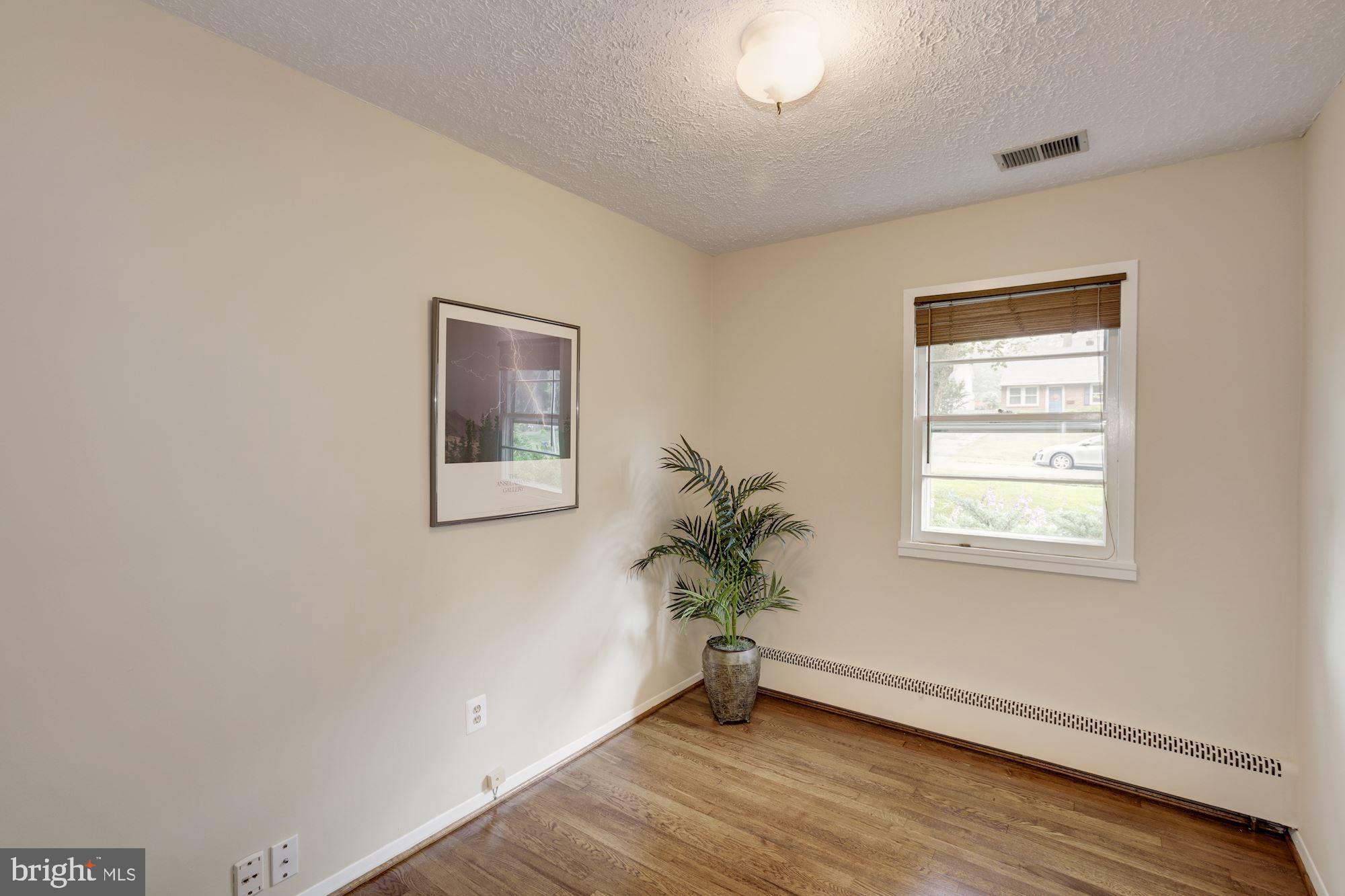 PIMMIT HILLS - Residential