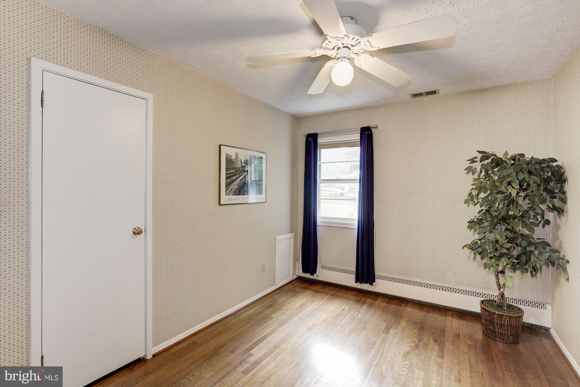 PIMMIT HILLS - Residential